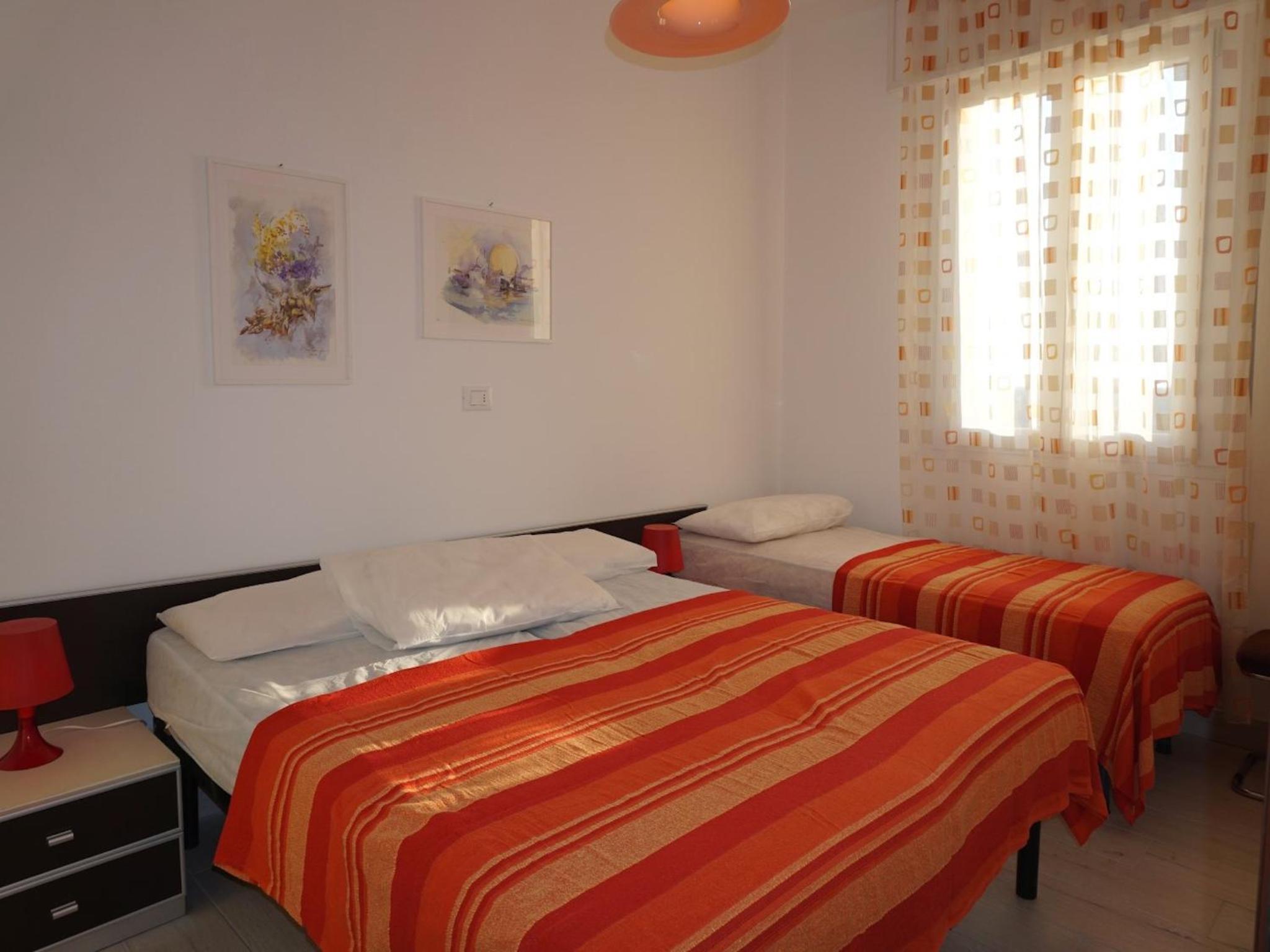 Comfy flat with balcony and shared pool - Beahost