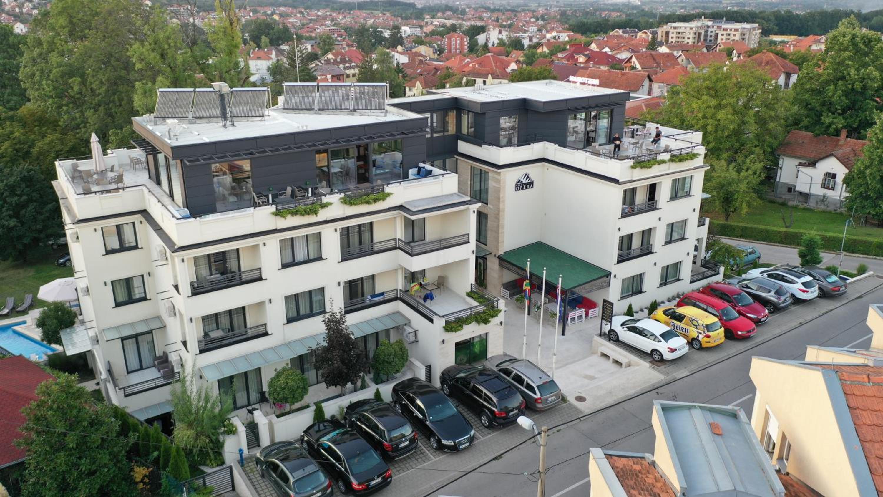 Vila Opera view 2