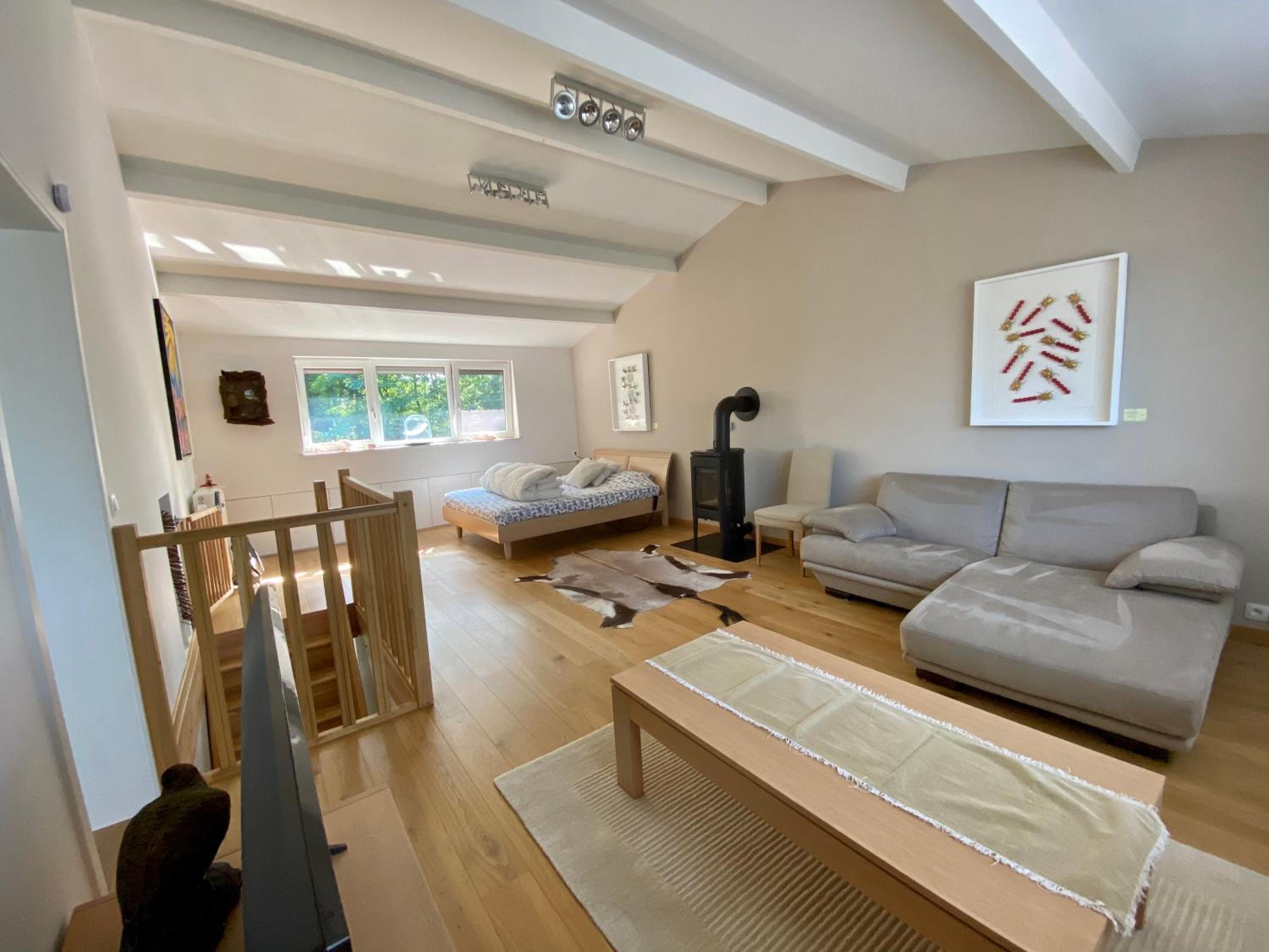 Charming house in the woods with private wellness