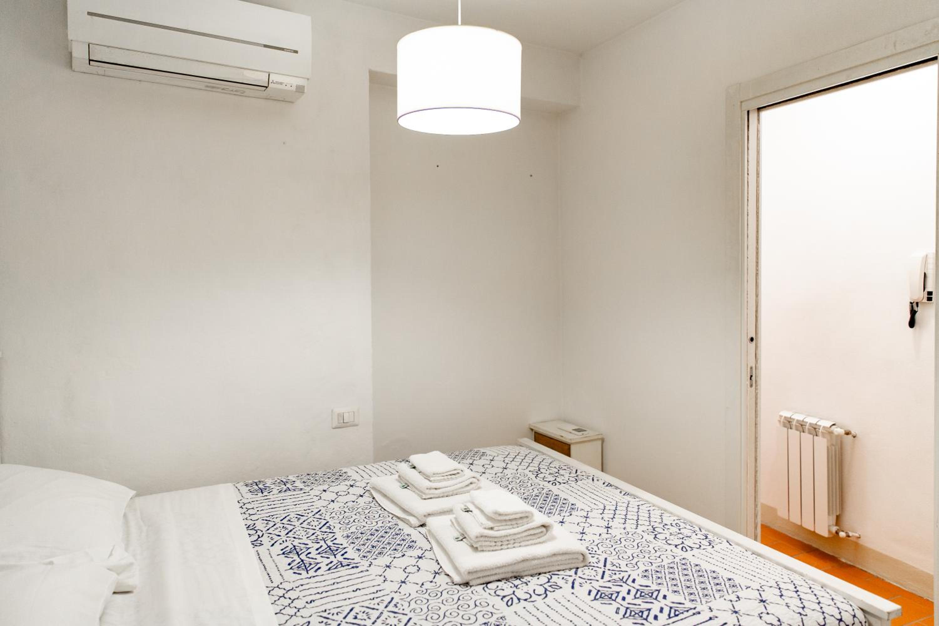 Graceful apartment in the heart of Florence