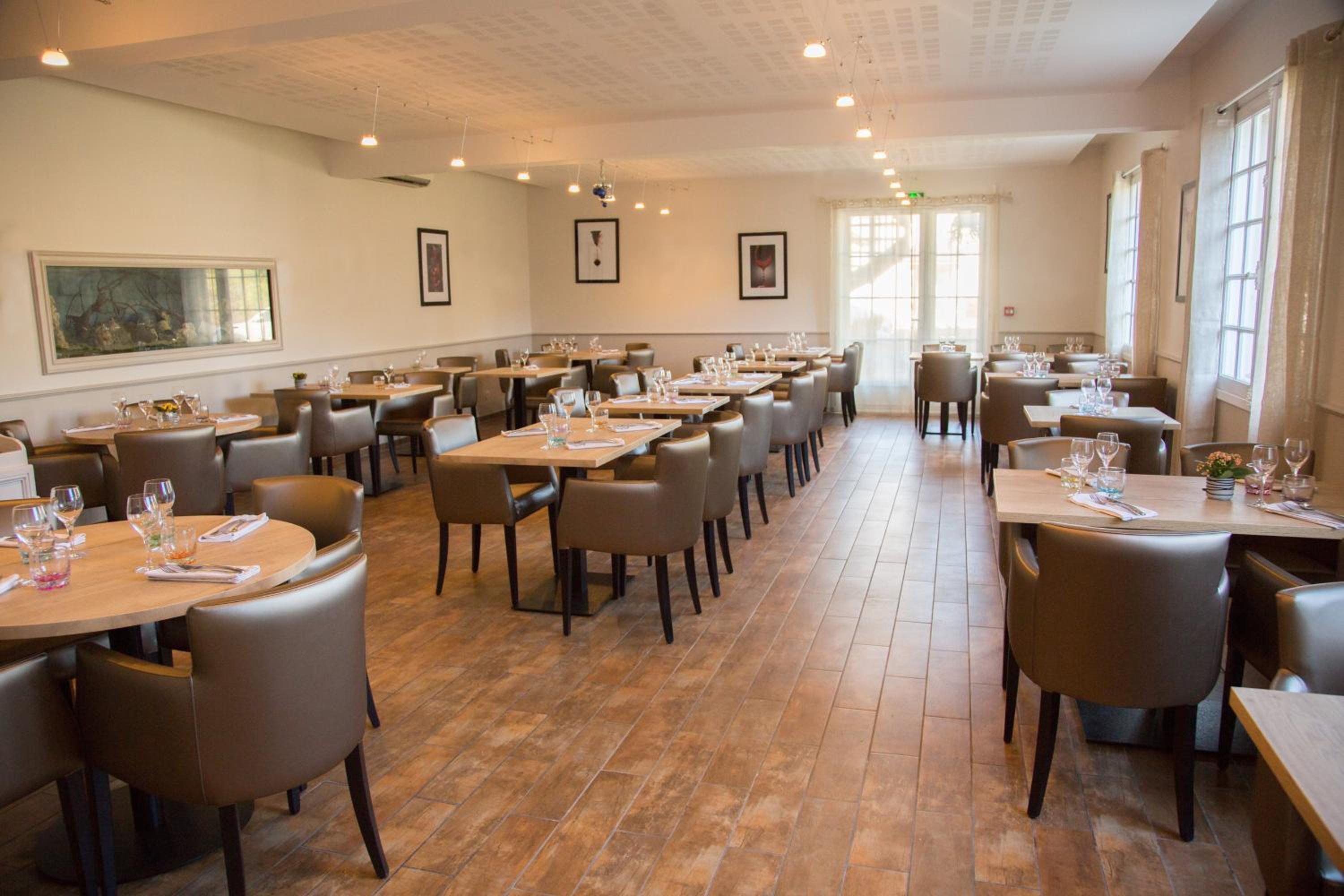 Hotel Restaurant Le Bourgneuf photo 5
