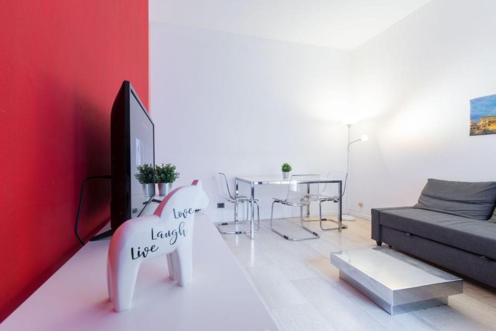 HBHALL LORETO 19 APARTMENT
