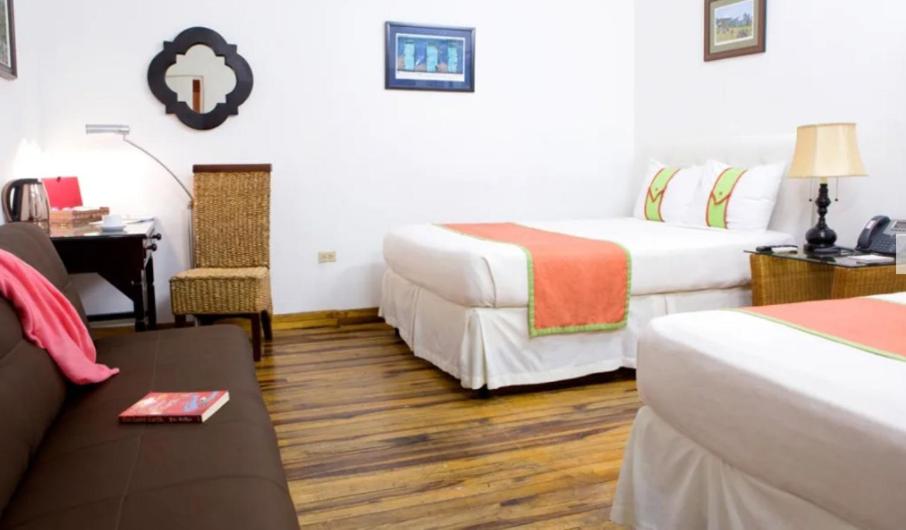 Altamont West Hotel