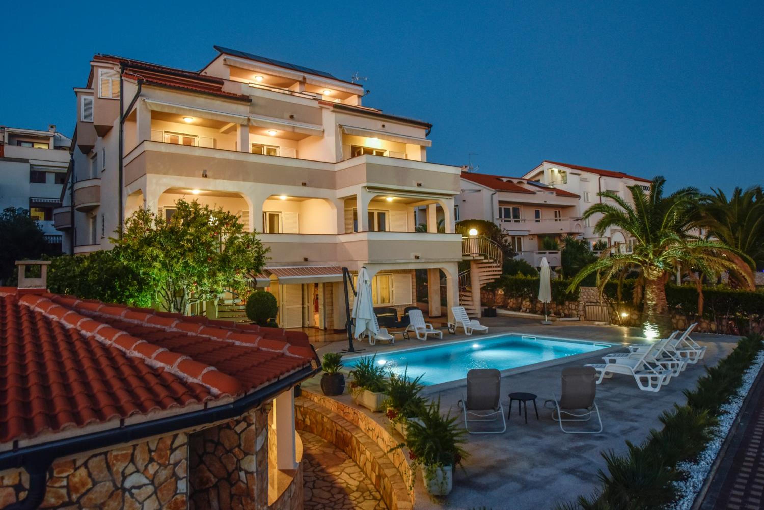 Hotel Beachfront Apartments Tolo with Pool - Image 1