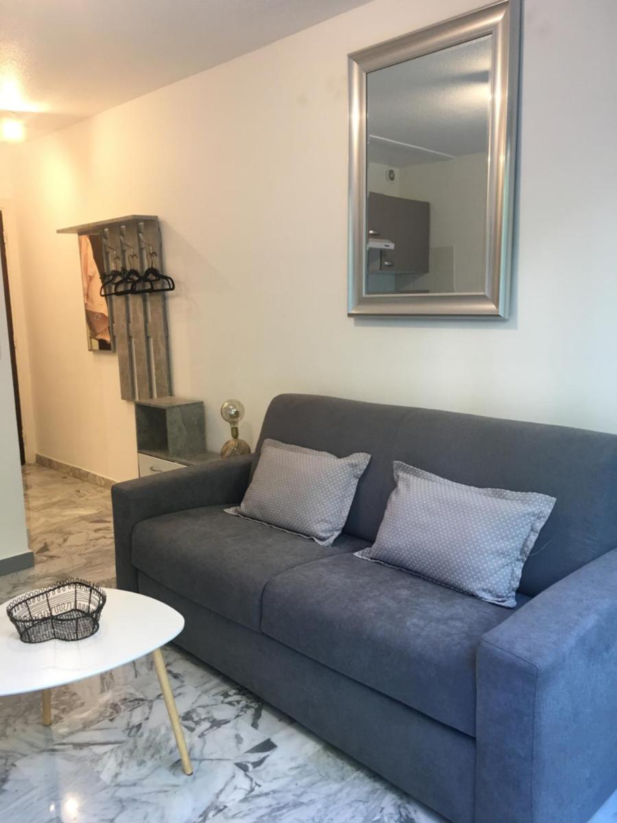 Charmant Studio photo 3