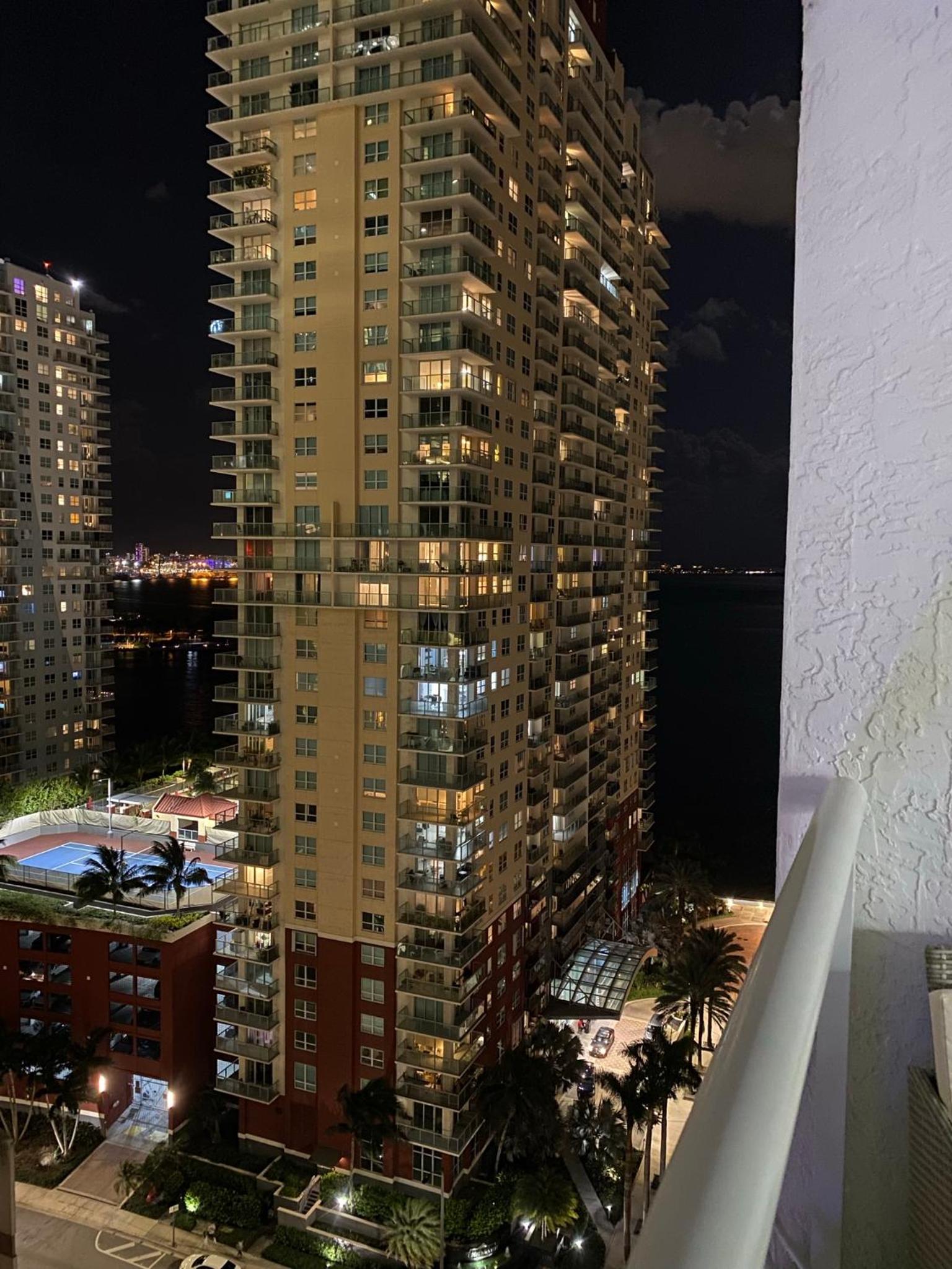 High Rise Brickell Modern Studio
