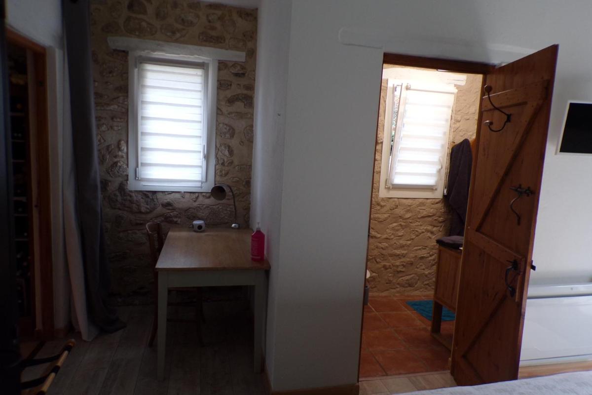 Photo 7