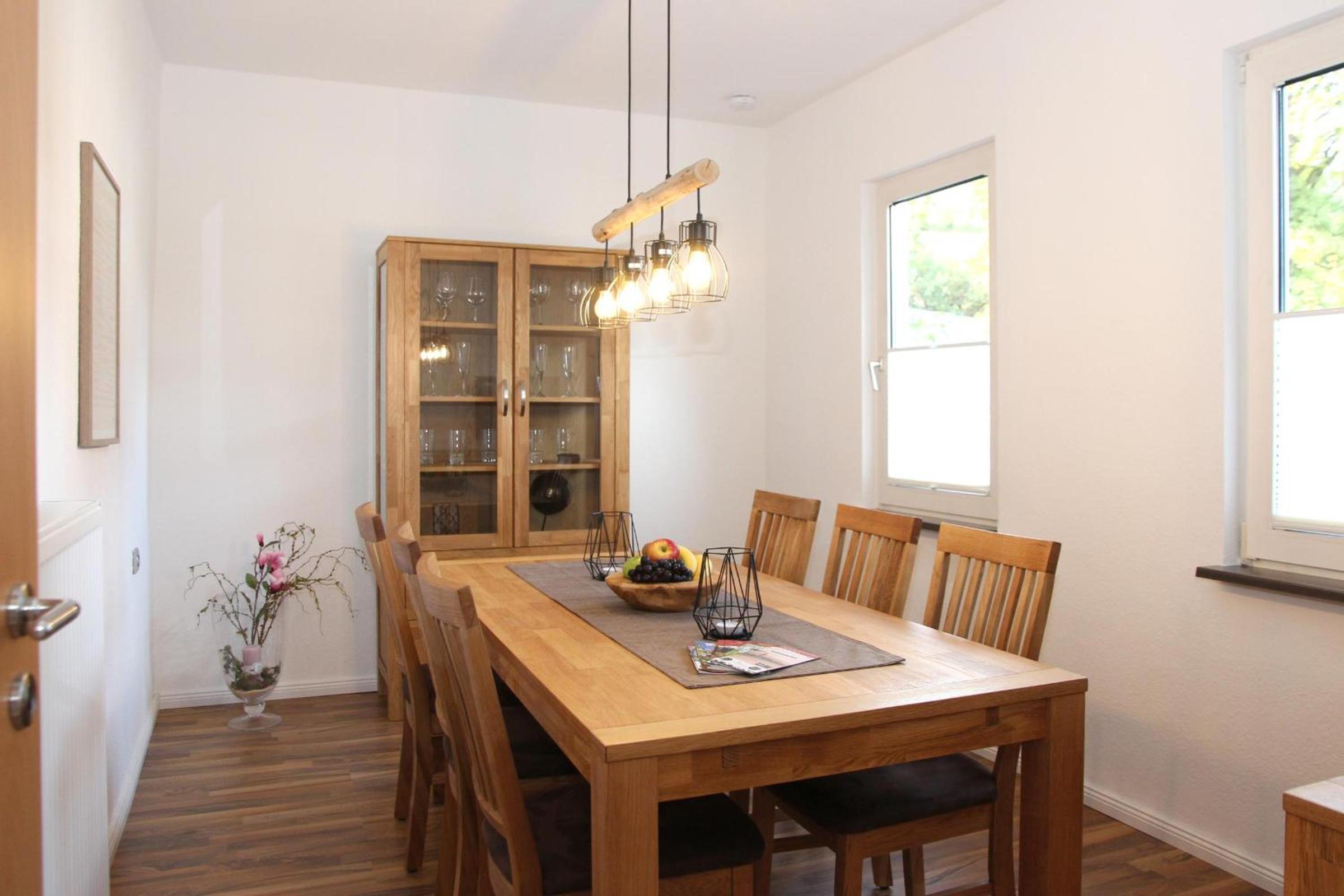 Ferienwohnung Blum en Schmallenberg — dining