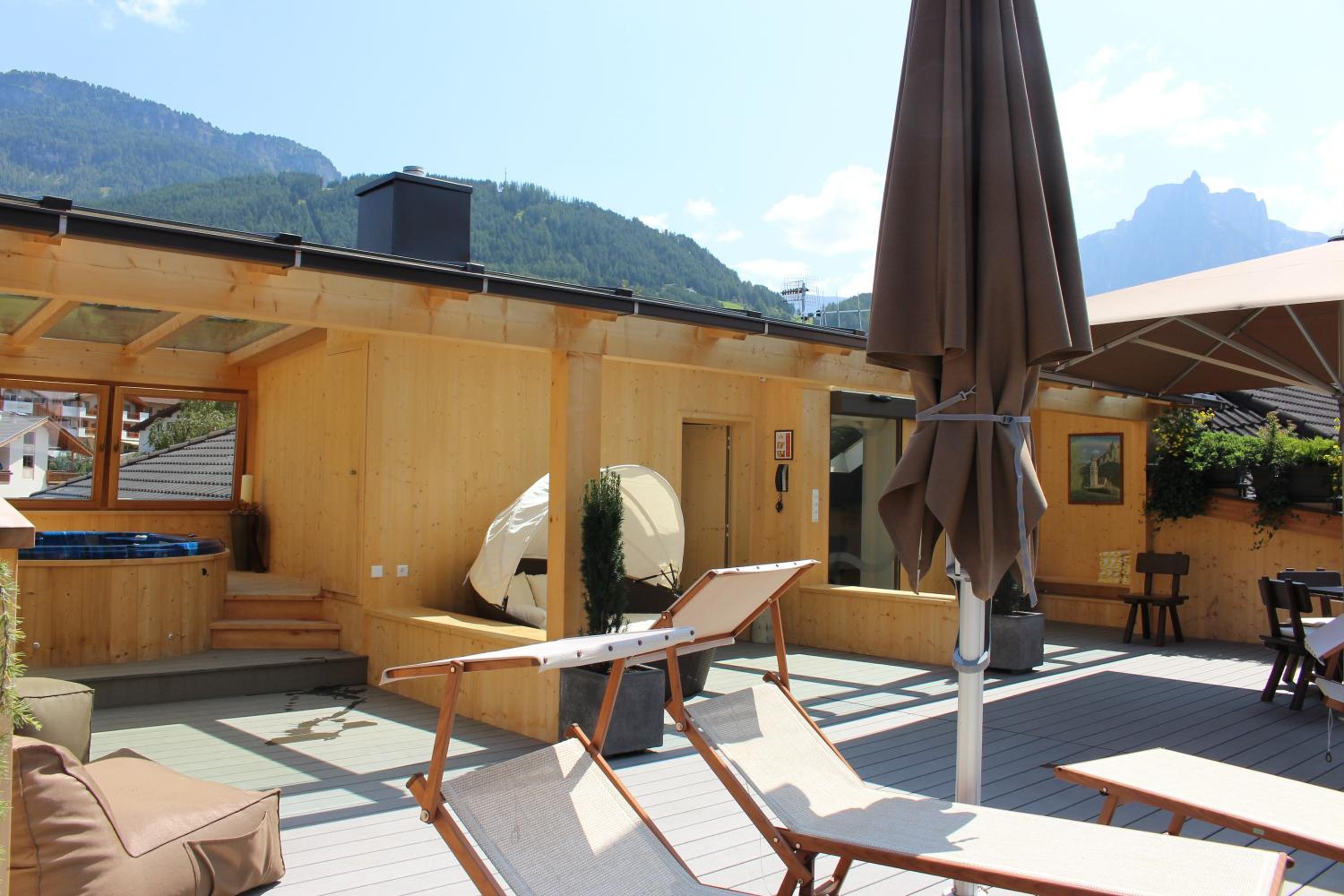 Garni Residence Trocker
