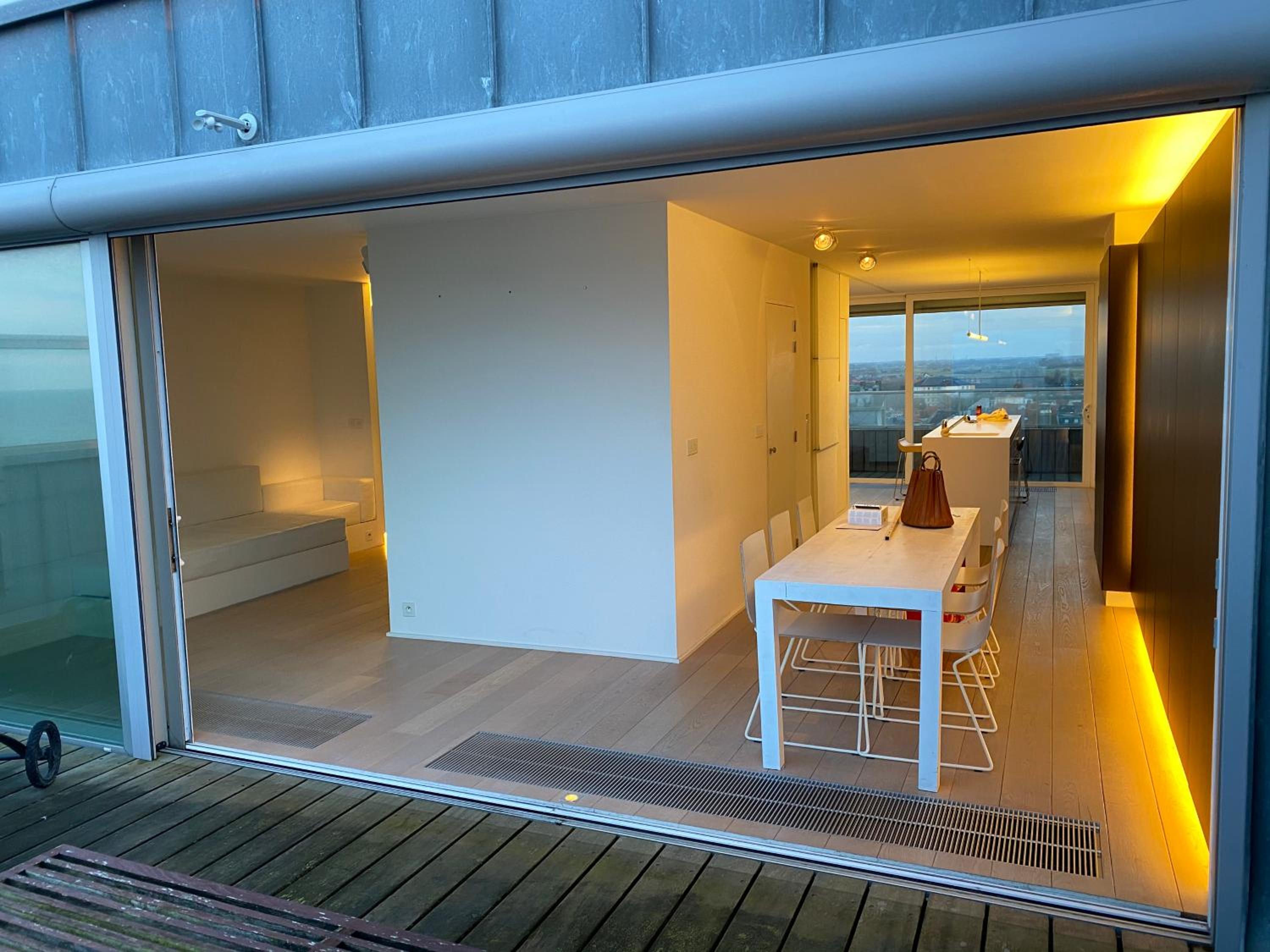 Penthouse Sea-Loft Blankenberge, uniek zeezicht, Luxeloft met 40m2 terras!
