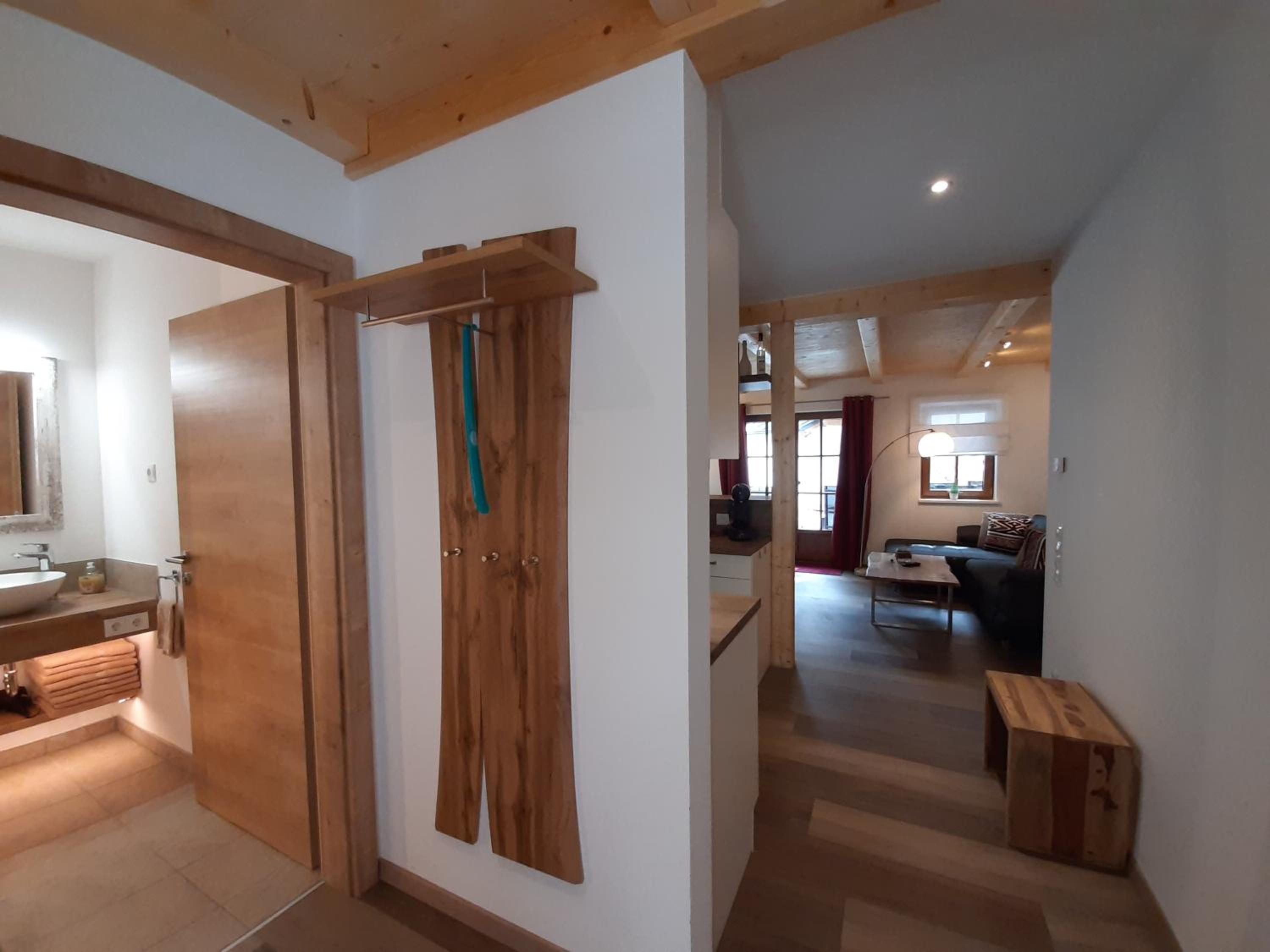 Hochalmbahnen Chalets 9W1, Kastanie, nahe Gondel view 2