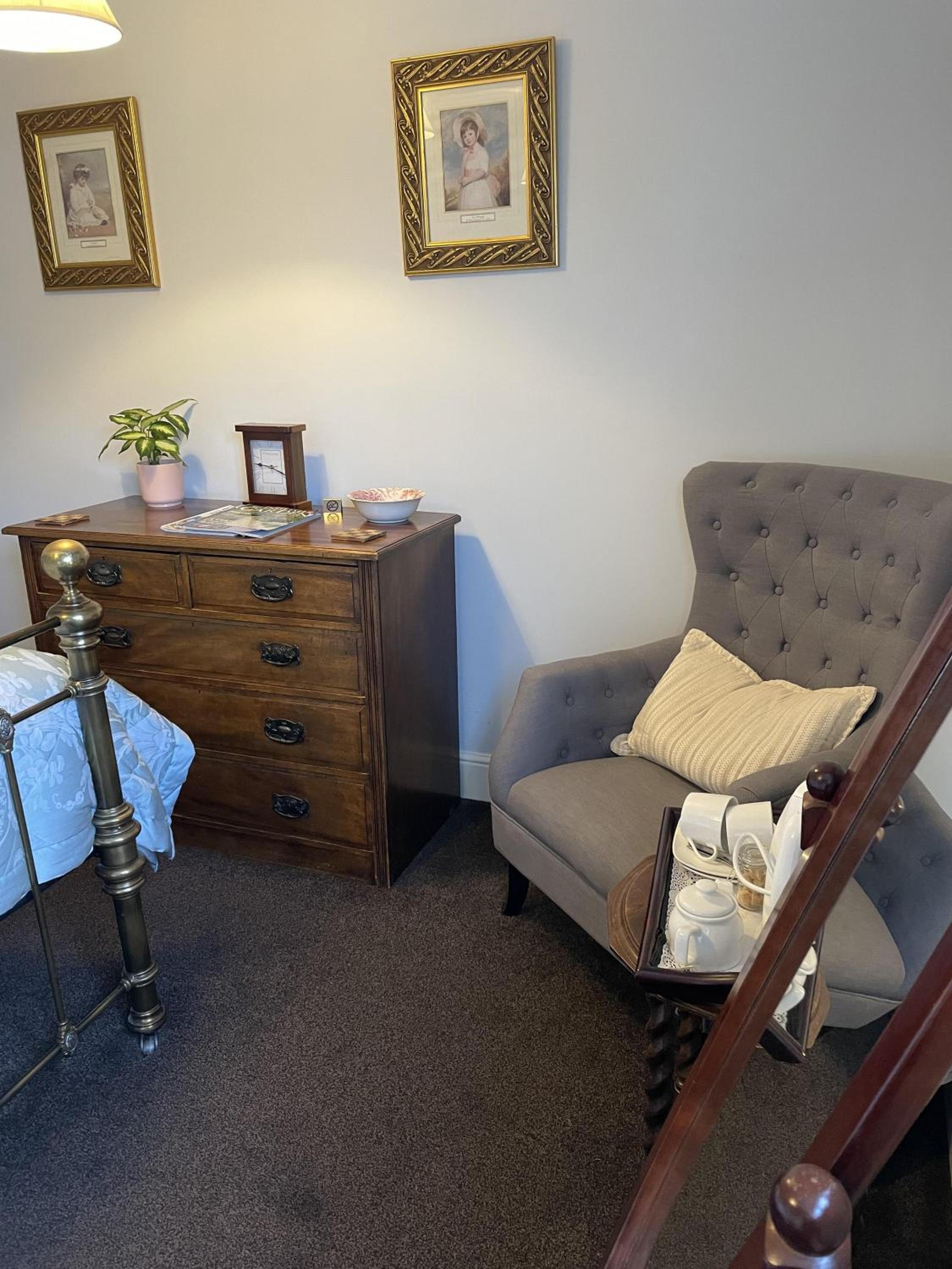 Eagle House - Award Winning B&B and Apartment