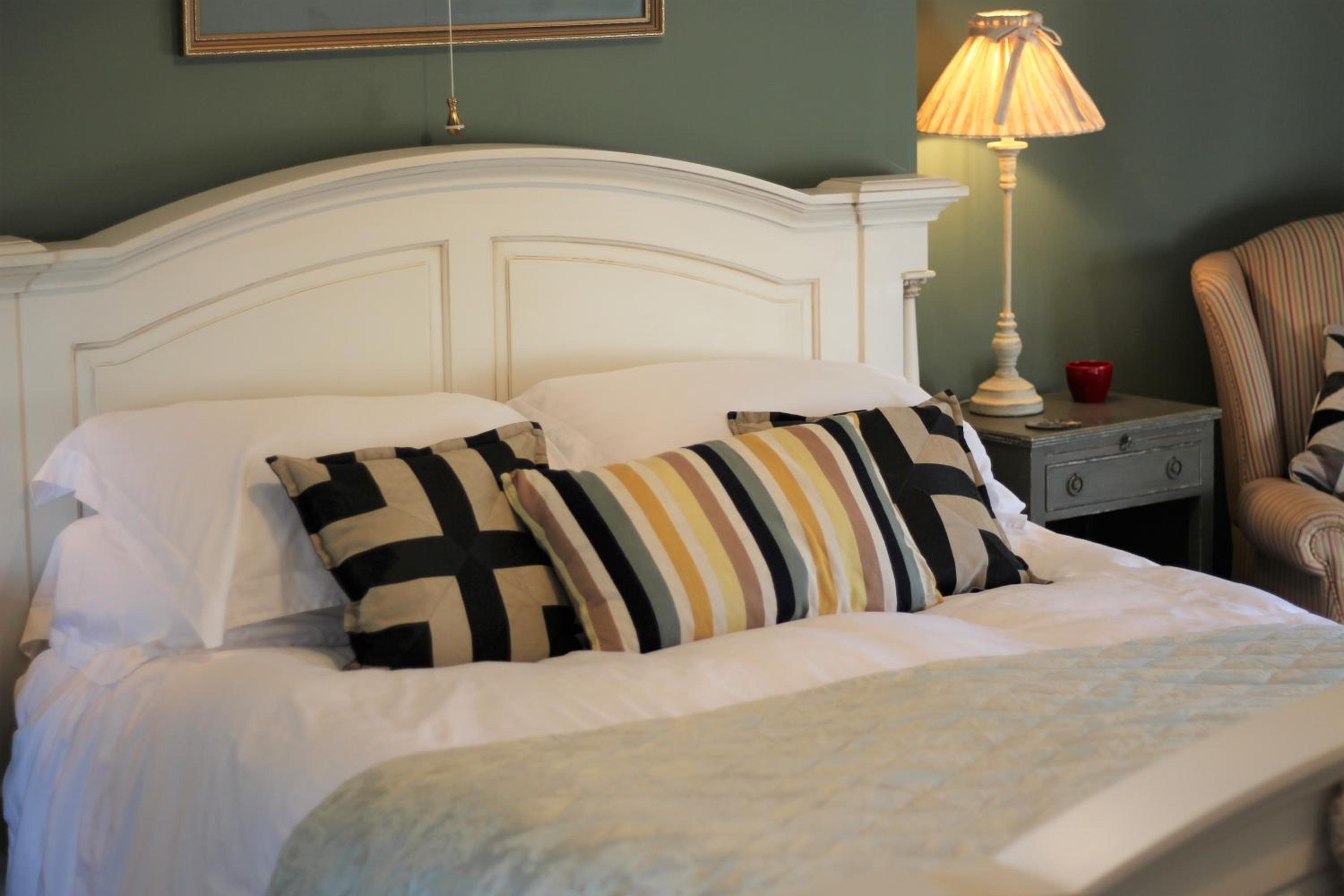 Eagle House - Award Winning B&B and Apartment