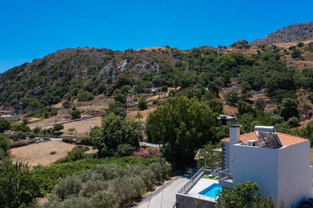 Hotel Villa Kali Sykia - Image 1