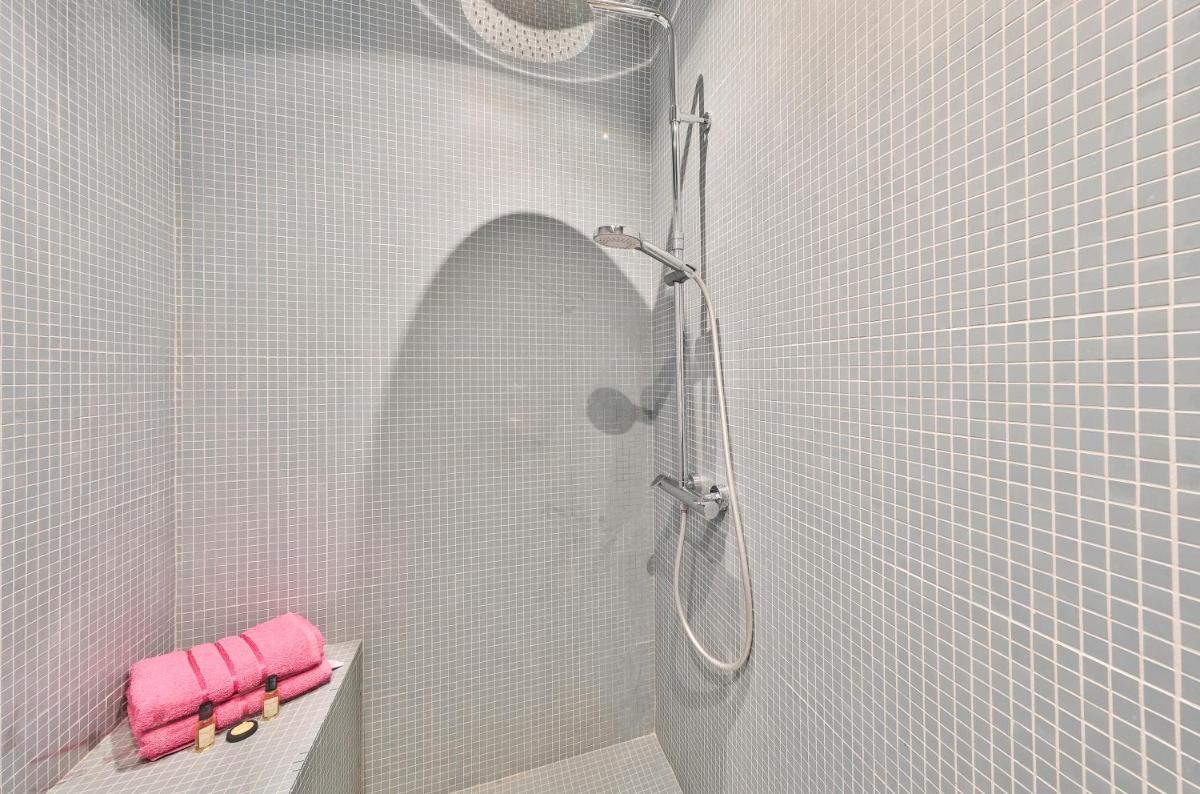 GuestReady - Fantastic Studio in the heart of the 9th ARR