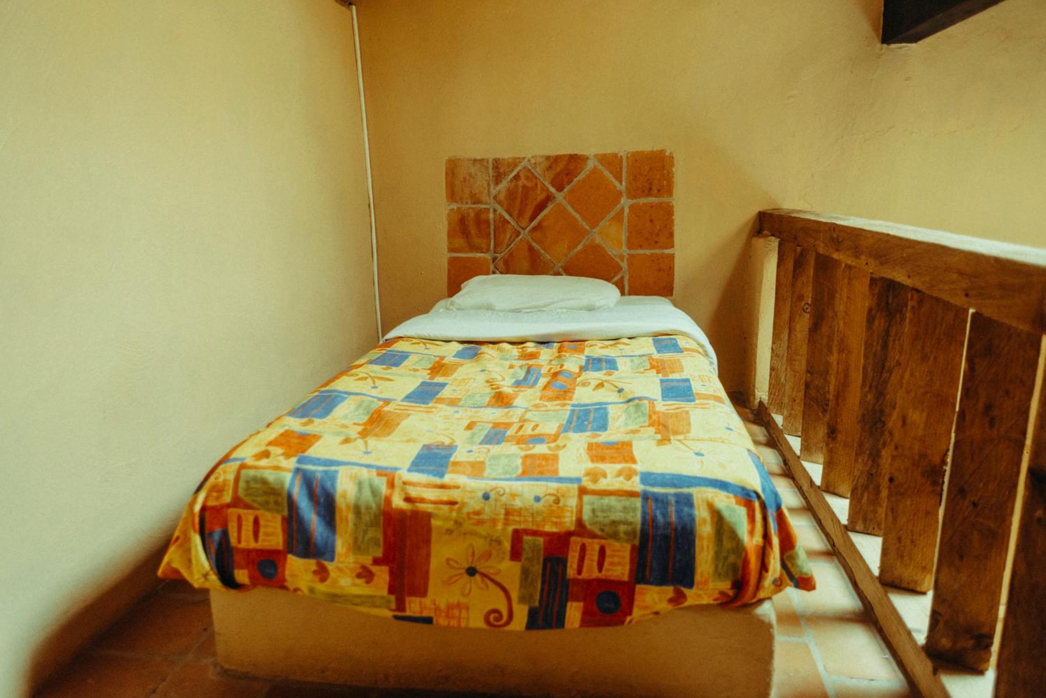 Rossco Hostel & Hotel