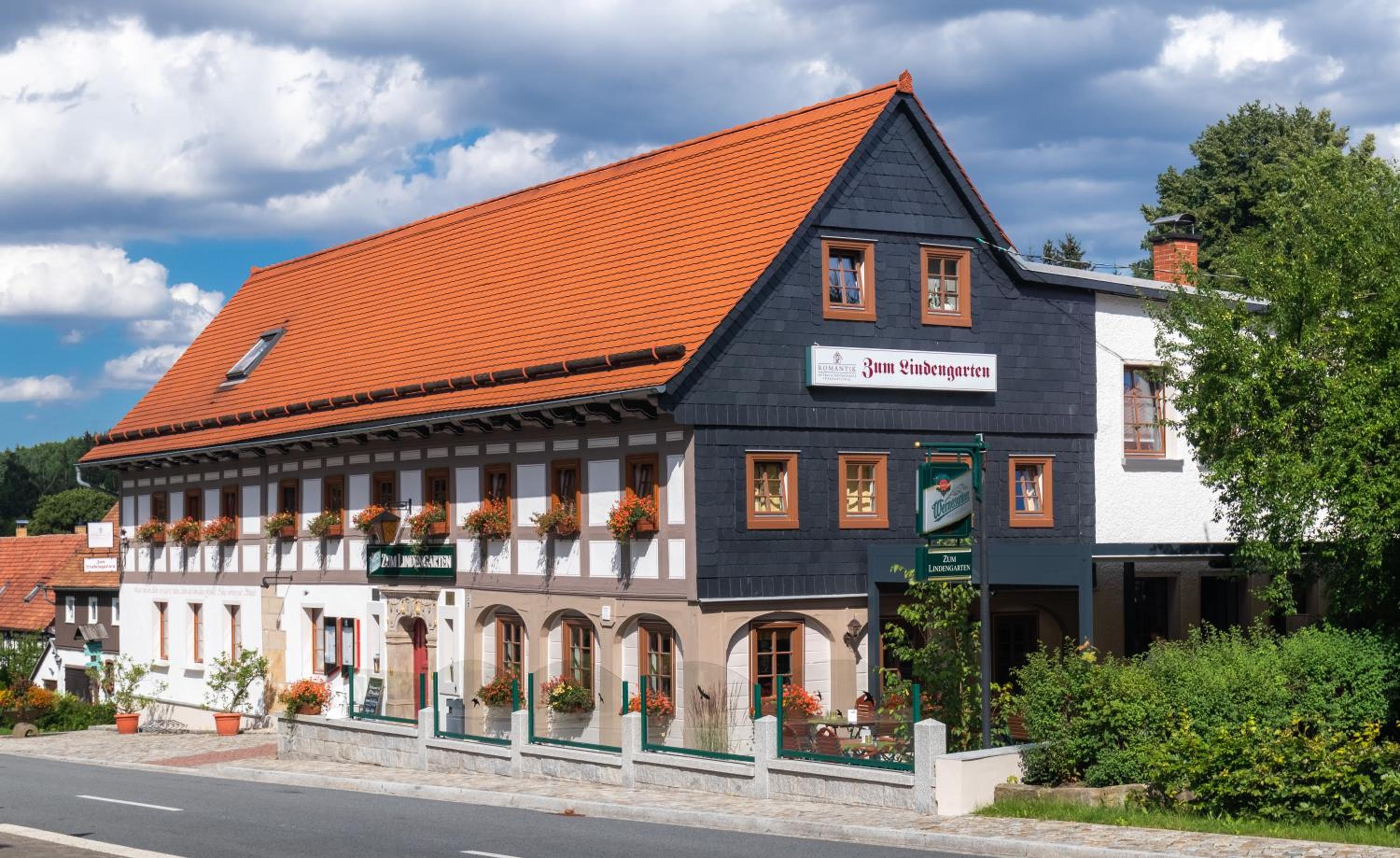 Romantik Hotel Zum Lindengarten - Property Image 35