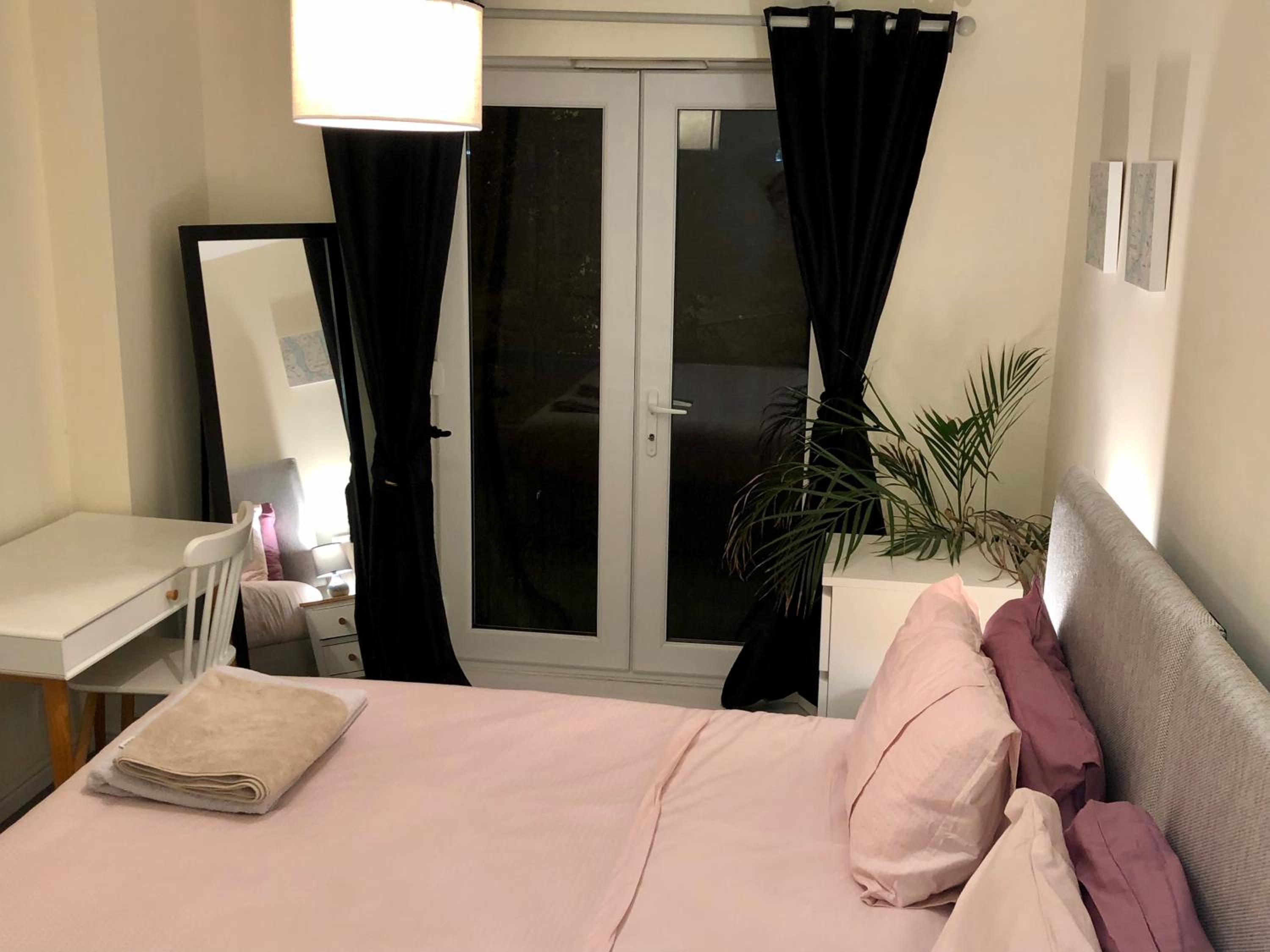 Entire 4 Bed Townhouse view 4