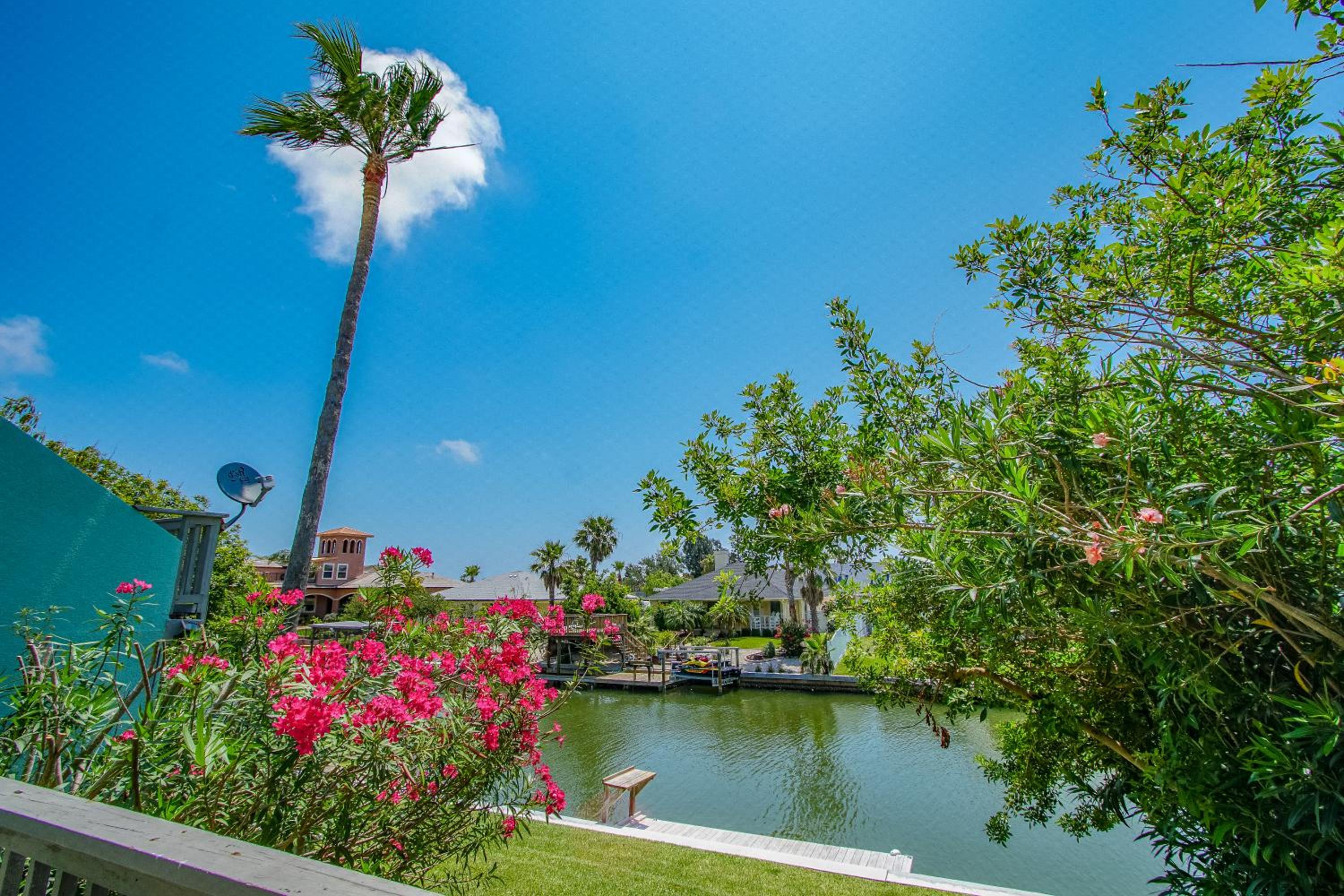 Multi Resorts at Puente Vista