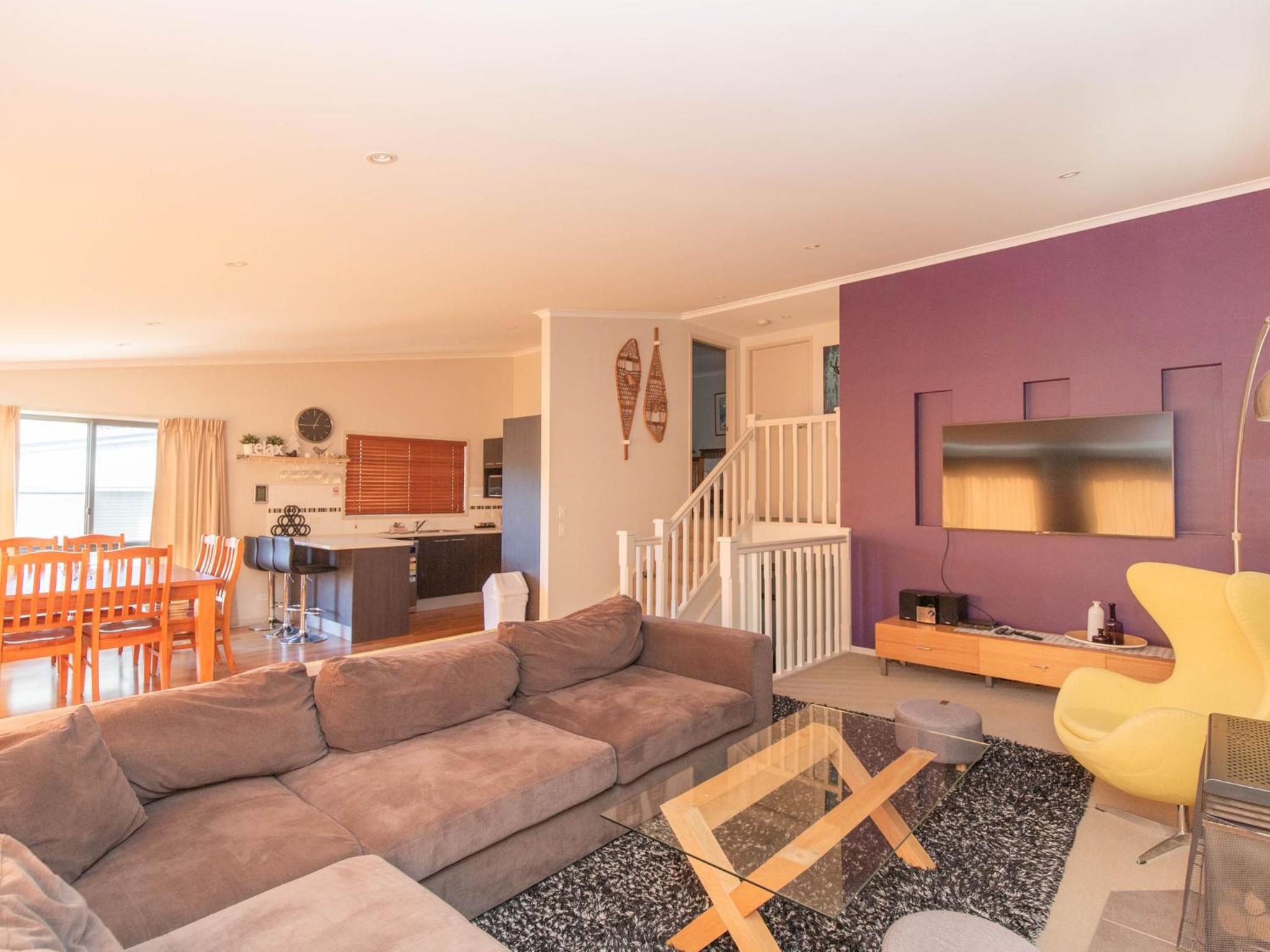 Boronia 7 30 Nettin Circuit view 2