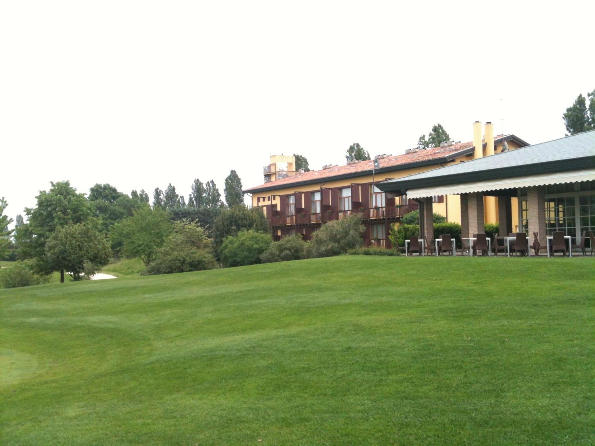 Hotel Golf Inn photo 2