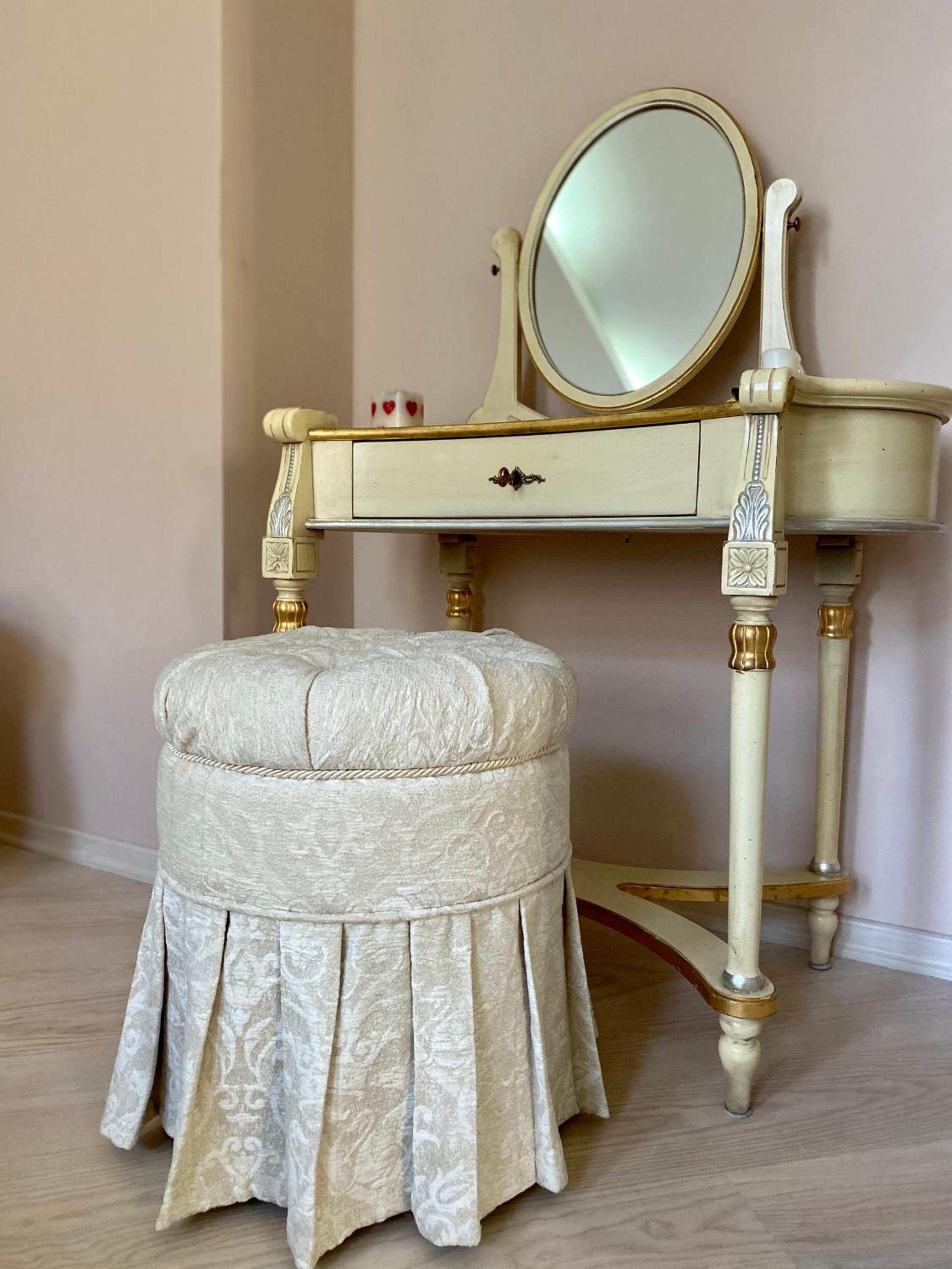 Royal Apartment