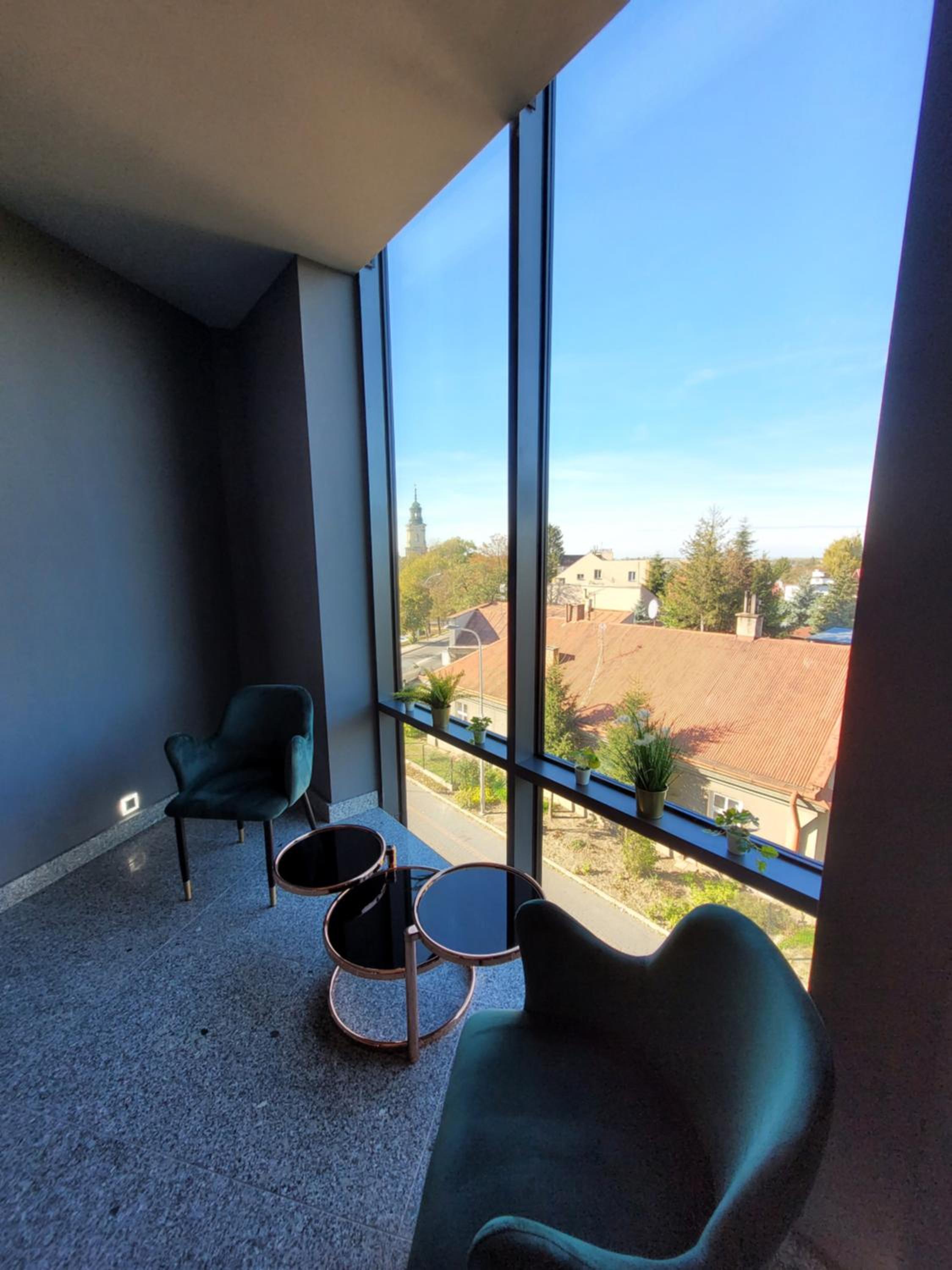 balcony