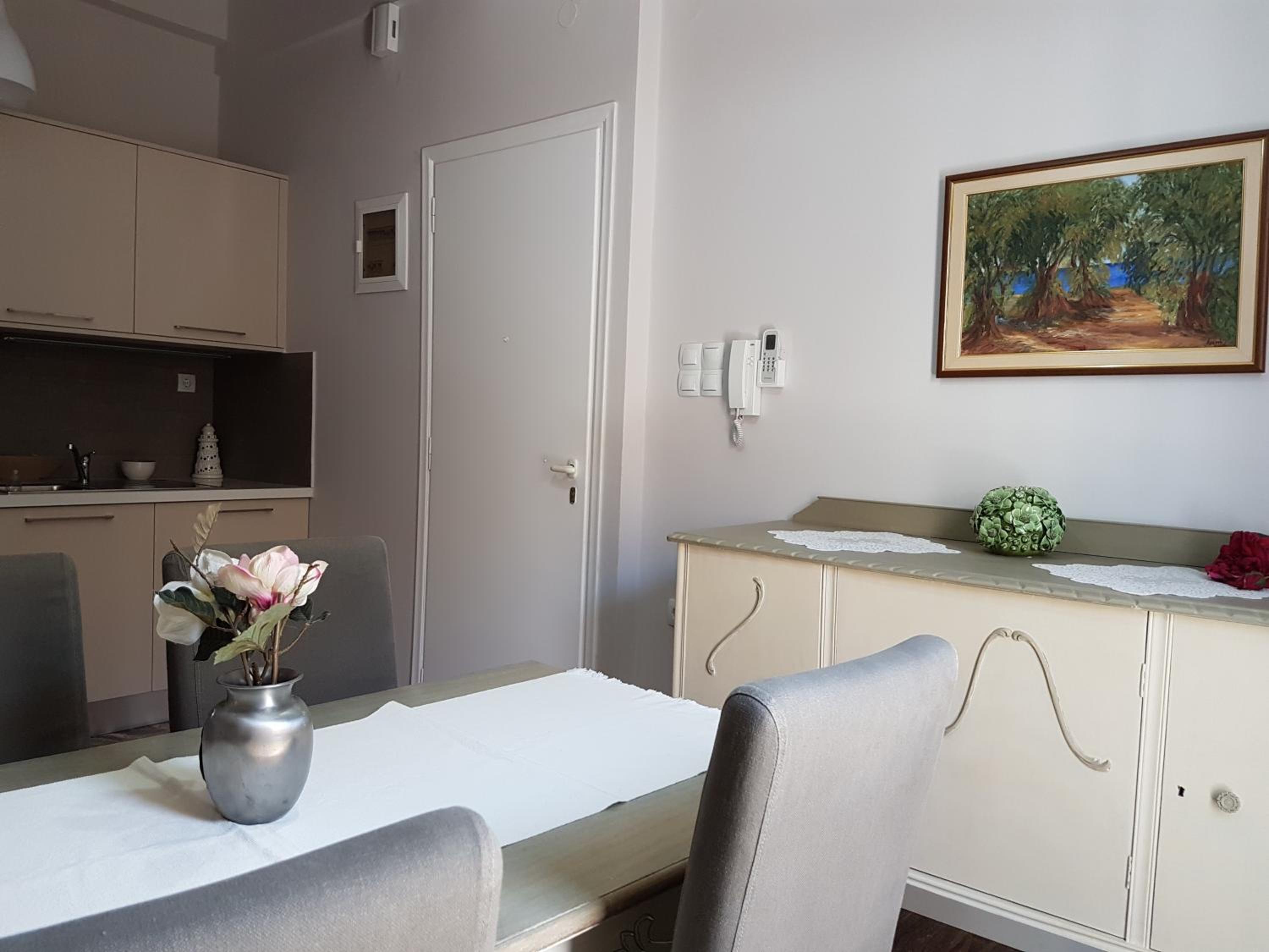 Heraklion Old Port Apartments