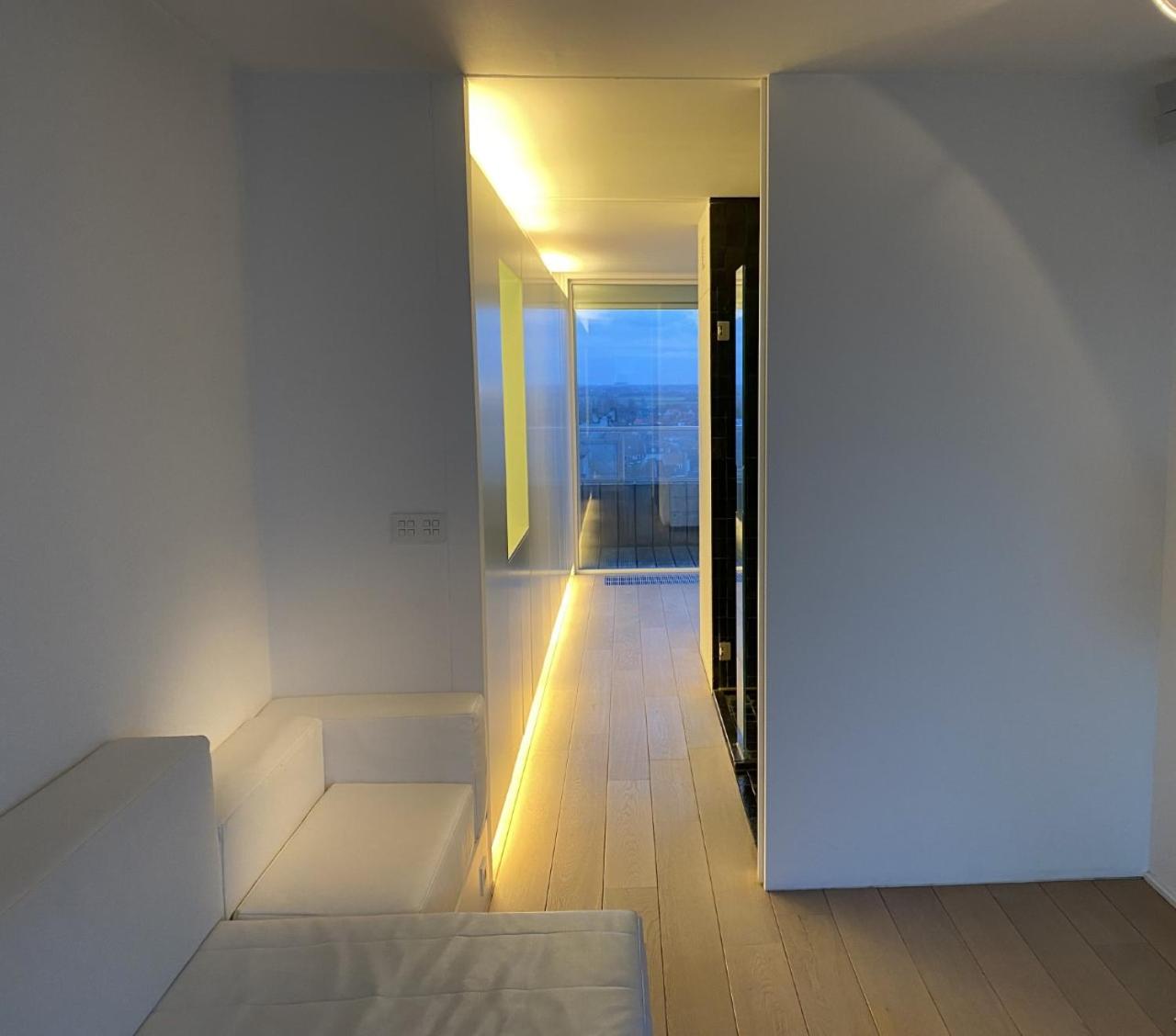 Penthouse Sea-Loft Blankenberge, uniek zeezicht, Luxeloft met 40m2 terras!