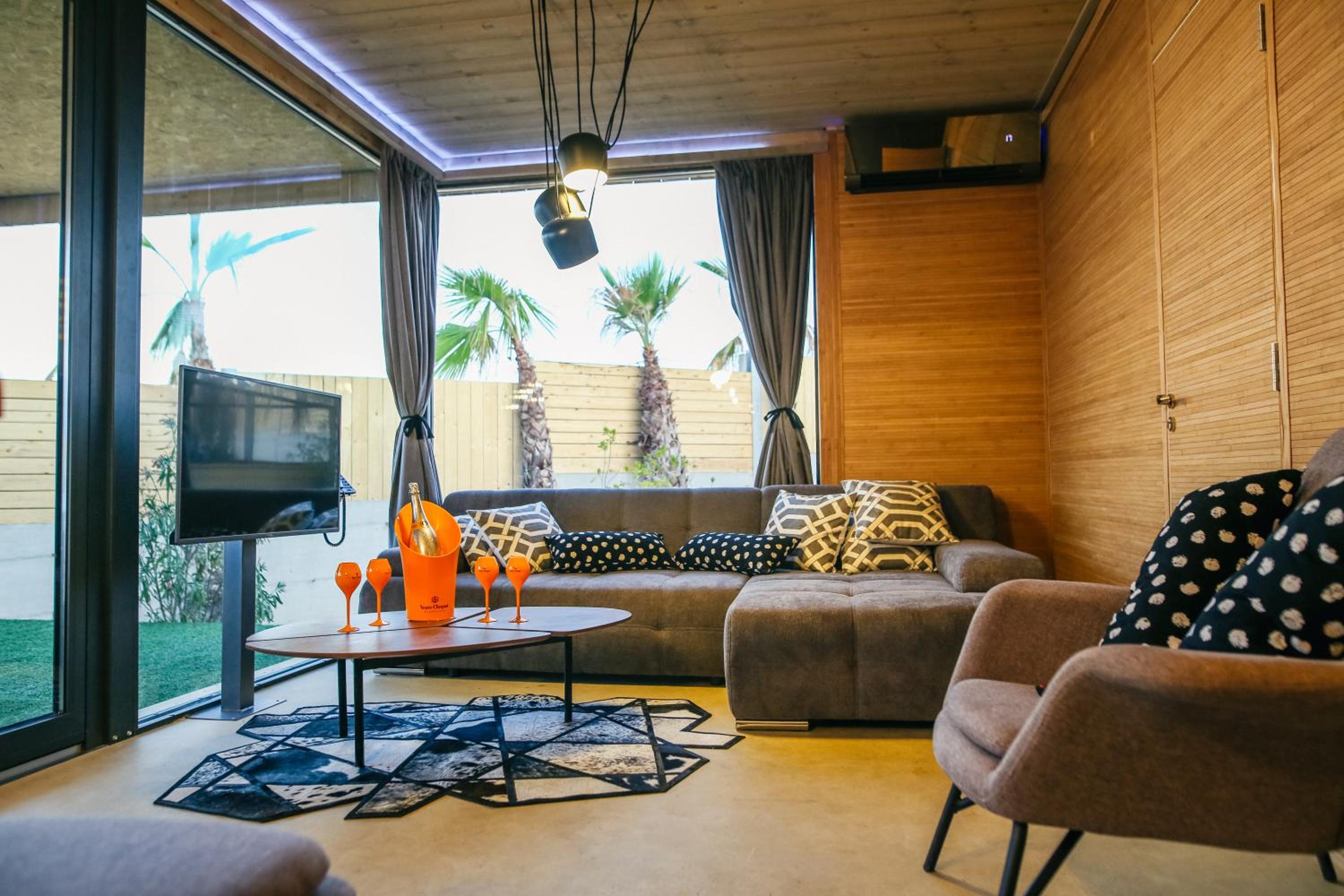 Noa Glamping Resort