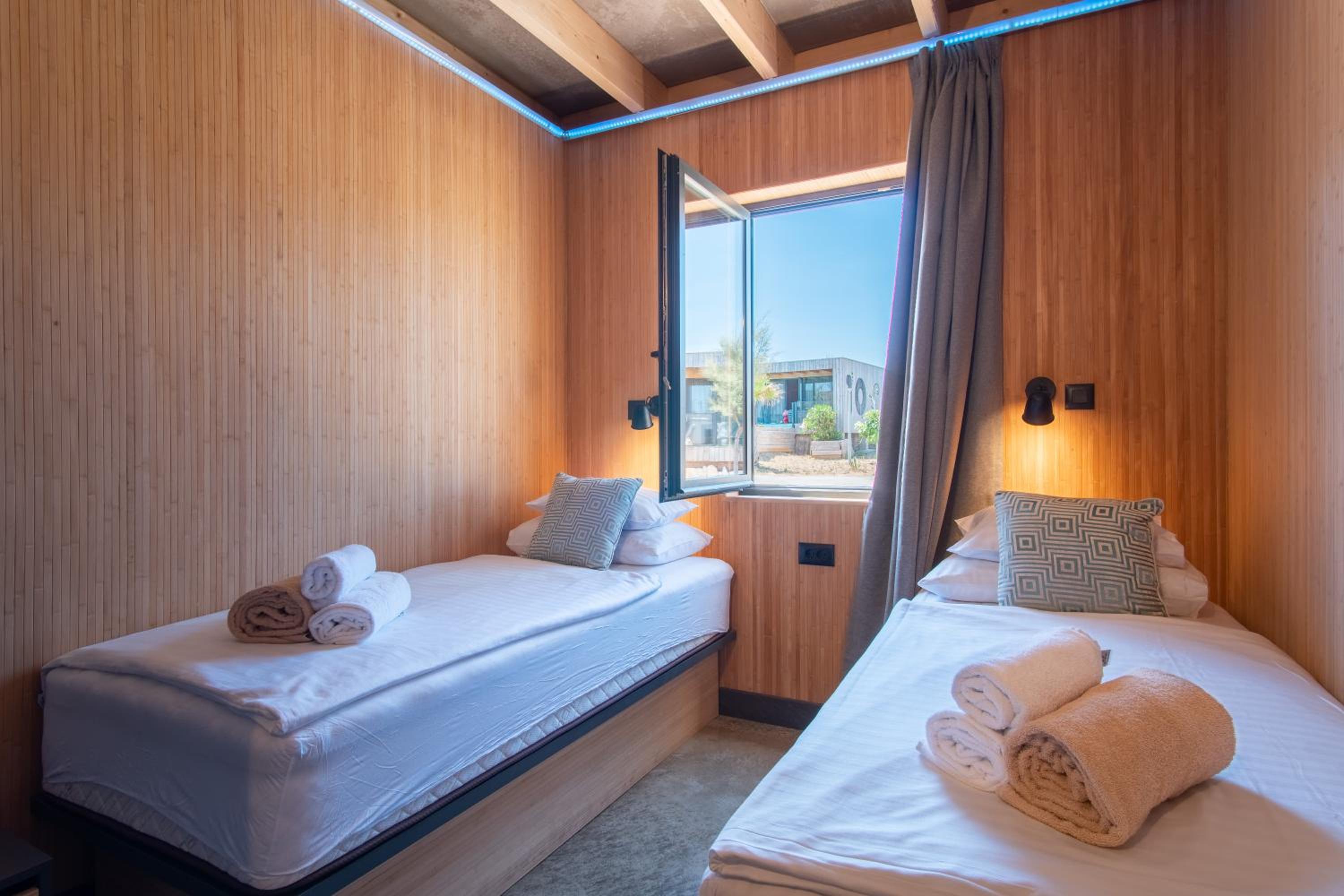 Noa Glamping Resort