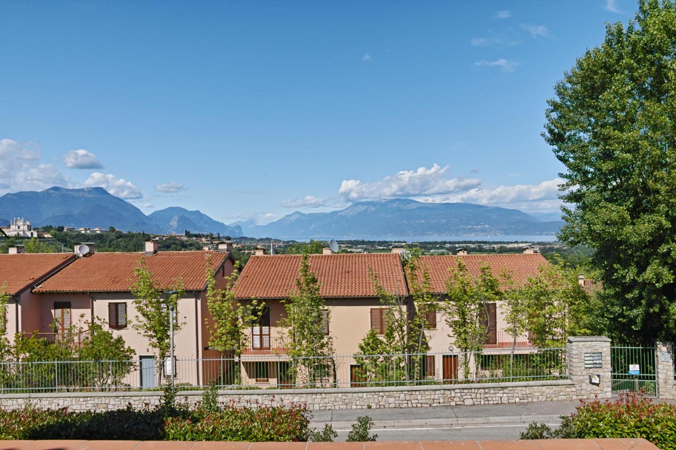 Exclusive Villa le Palme view 5