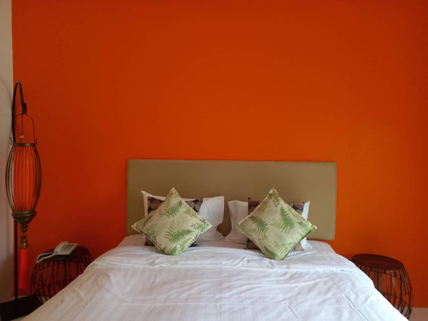 Sanae Beach Hua Hin