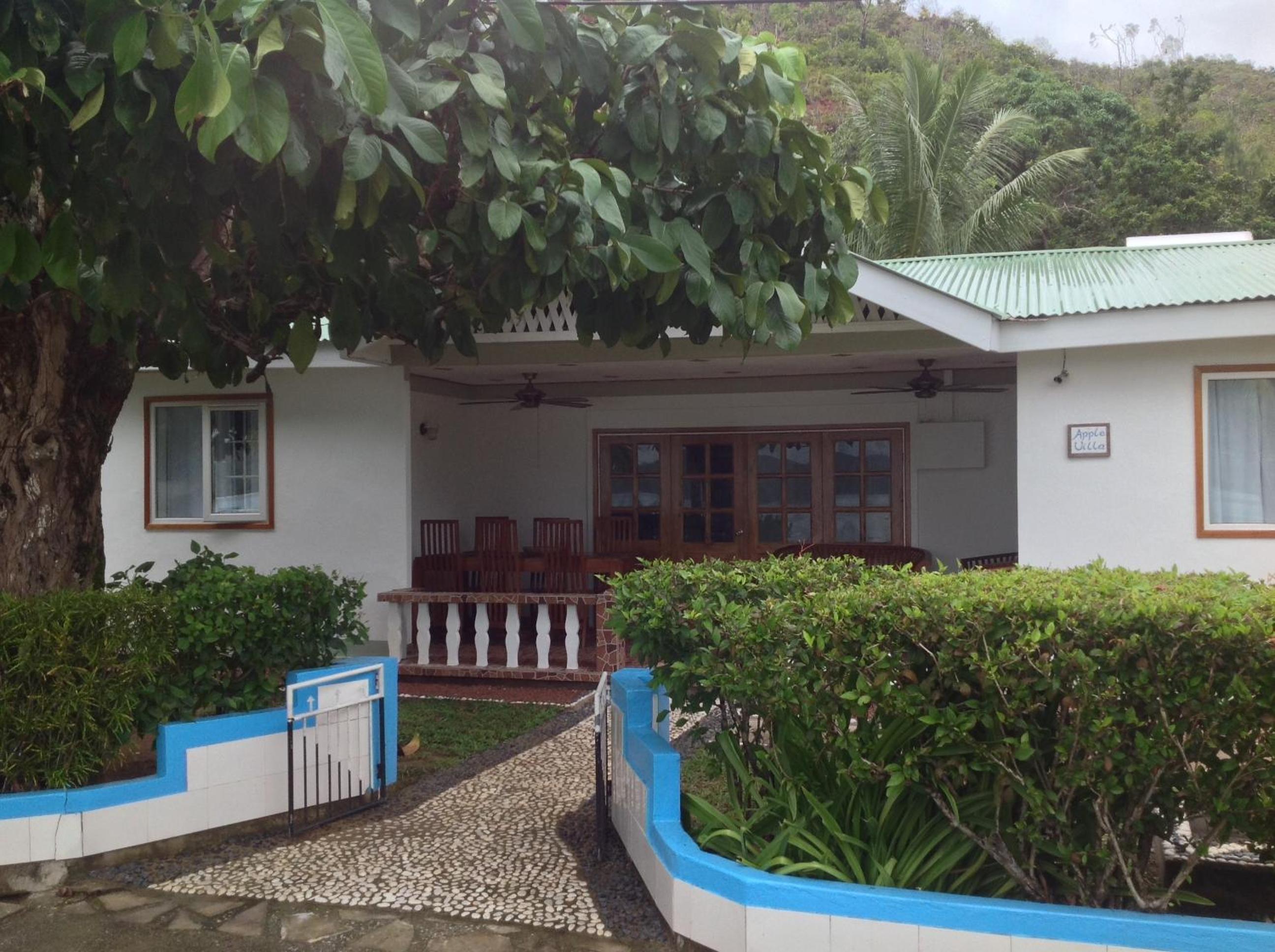 Sea View Lodge