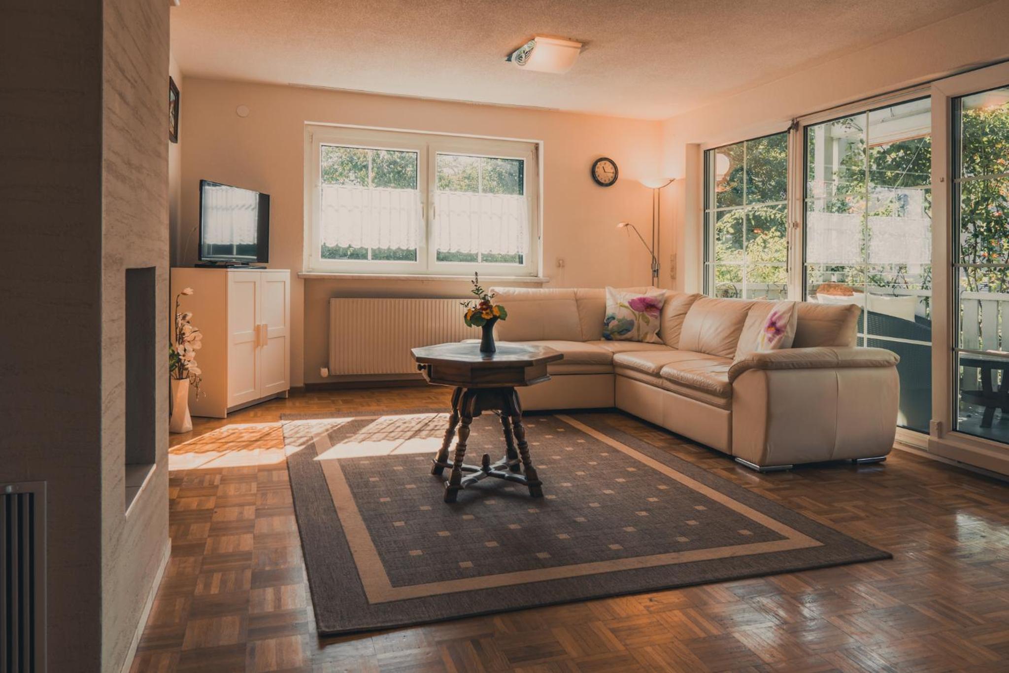 Gardenia-Altach, 2-4 P, Küche, Garten, Terrasse, Parkplatz, Wifi, Ski Stellplatz