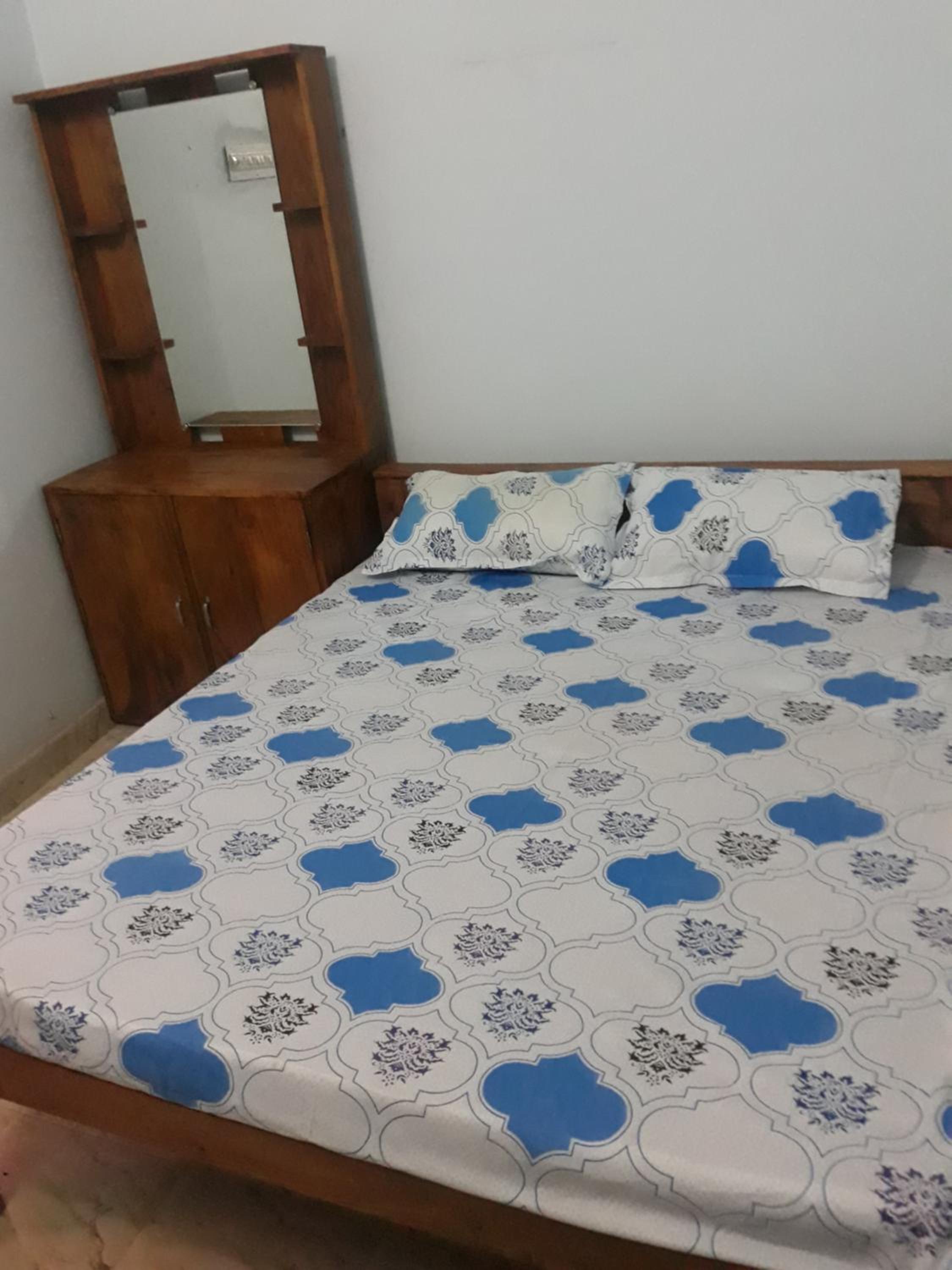 Mahadev Guest House