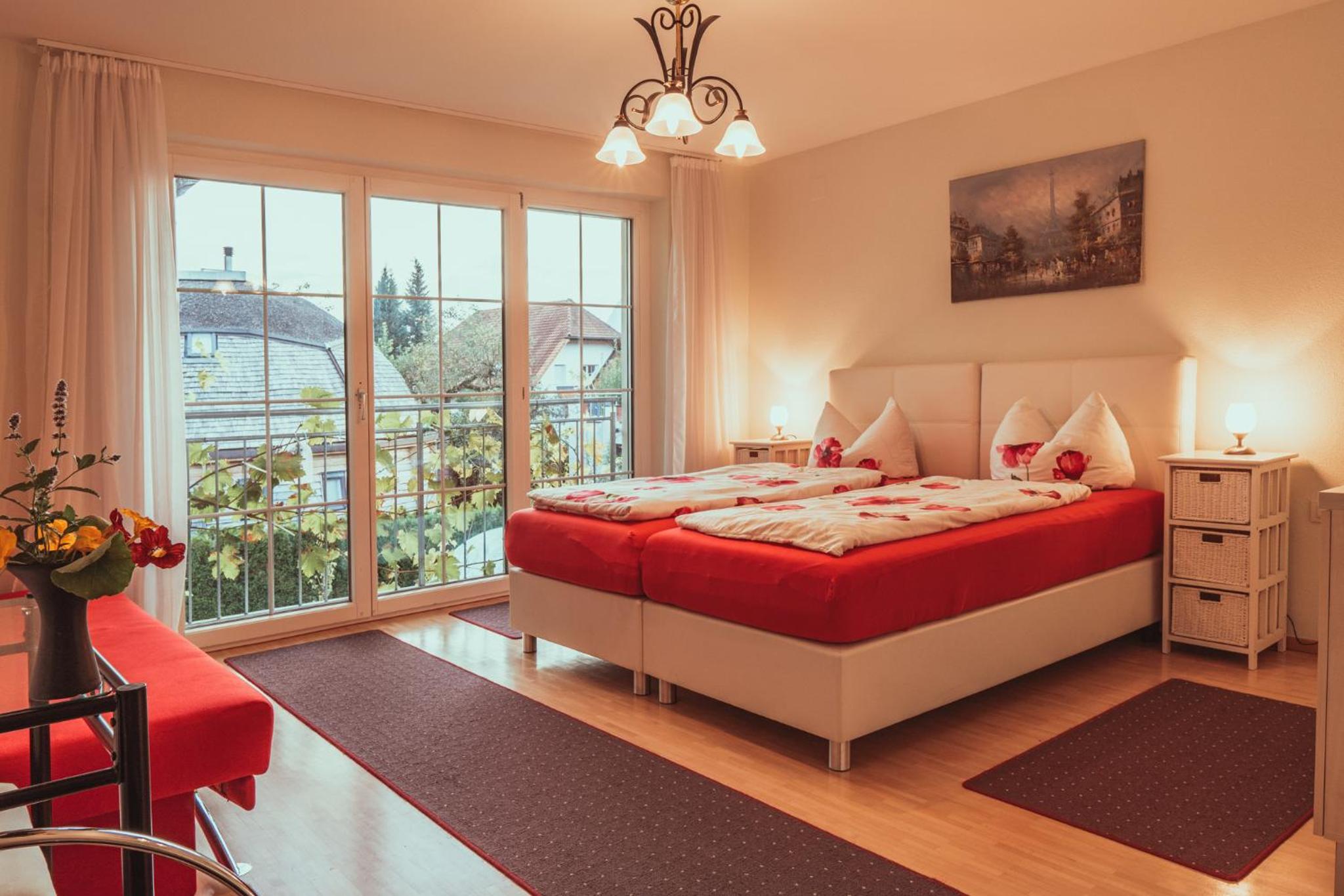 Coraline -Koblach, 6-10 P, 3 Schlafzimmer, Küche, riesige Terrasse, Parkplatz, WiFi, Stellplatz Ski view 2