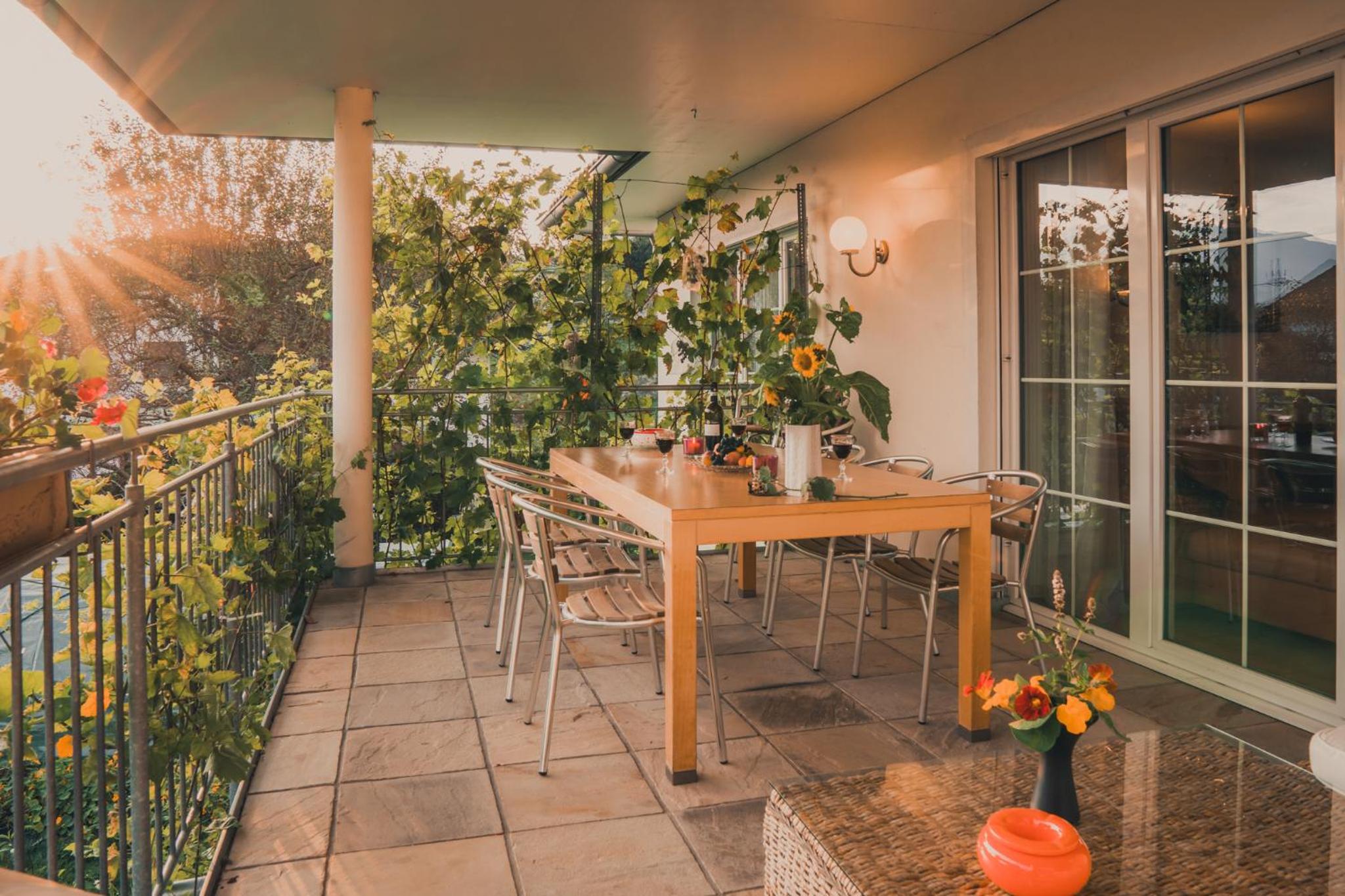 Coraline -Koblach, 6-10 P, 3 Schlafzimmer, Küche, riesige Terrasse, Parkplatz, WiFi, Stellplatz Ski view 3