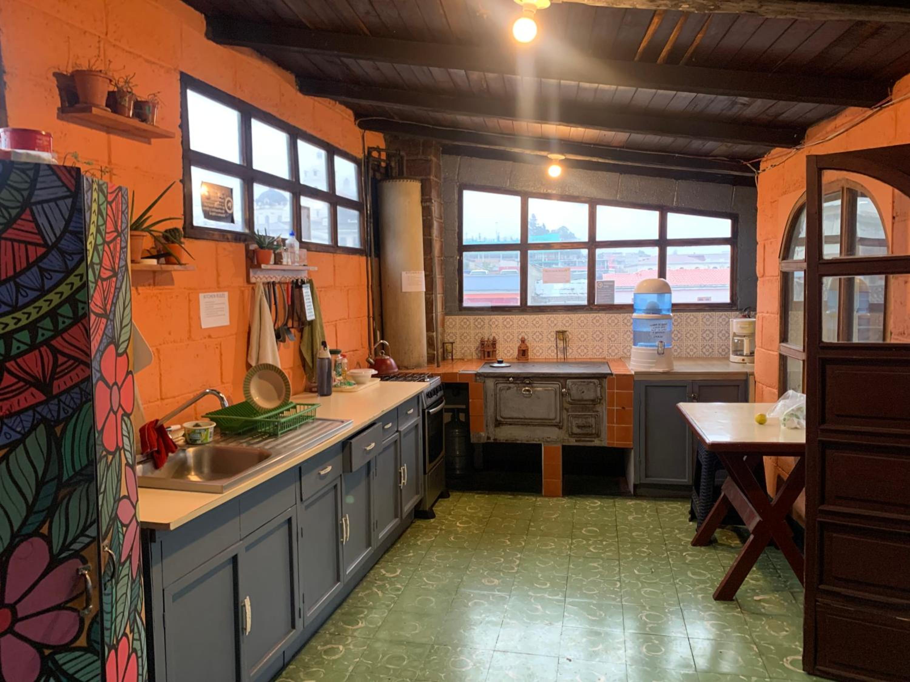Kasa Kiwi Hostel & Travel Agency