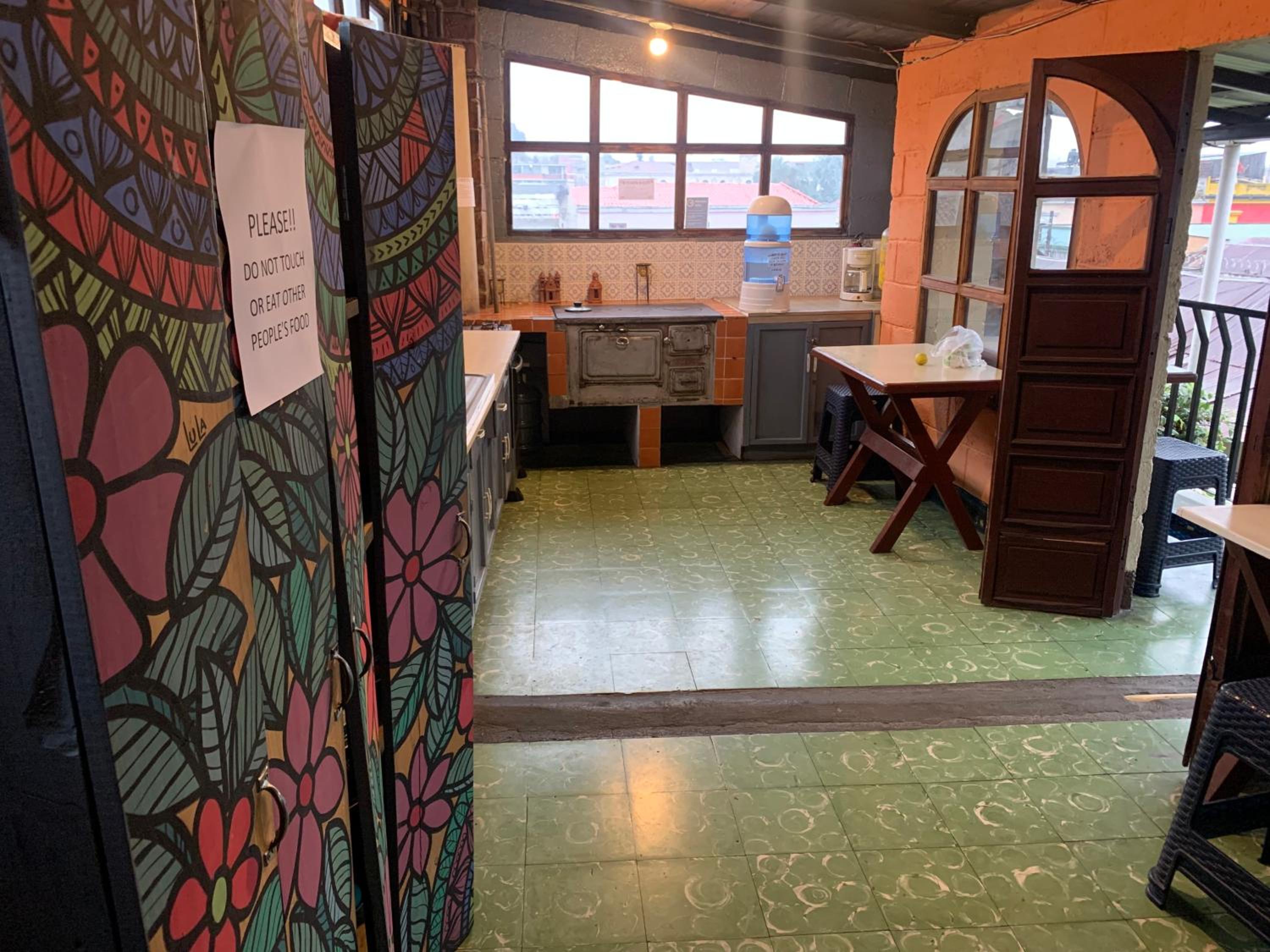Kasa Kiwi Hostel & Travel Agency