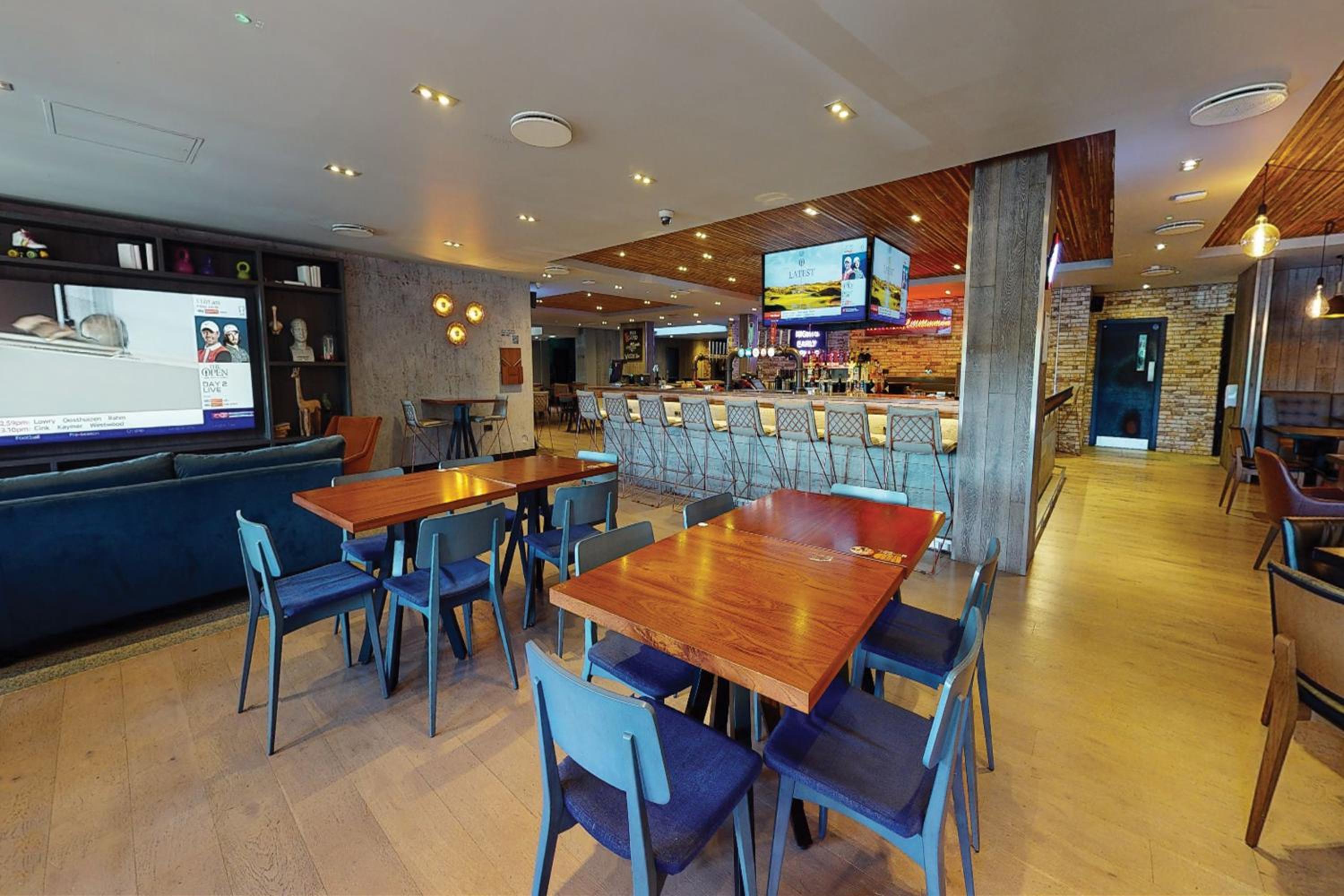 Bury Vacations - Village Hotel Manchester Bury - Property Image 10