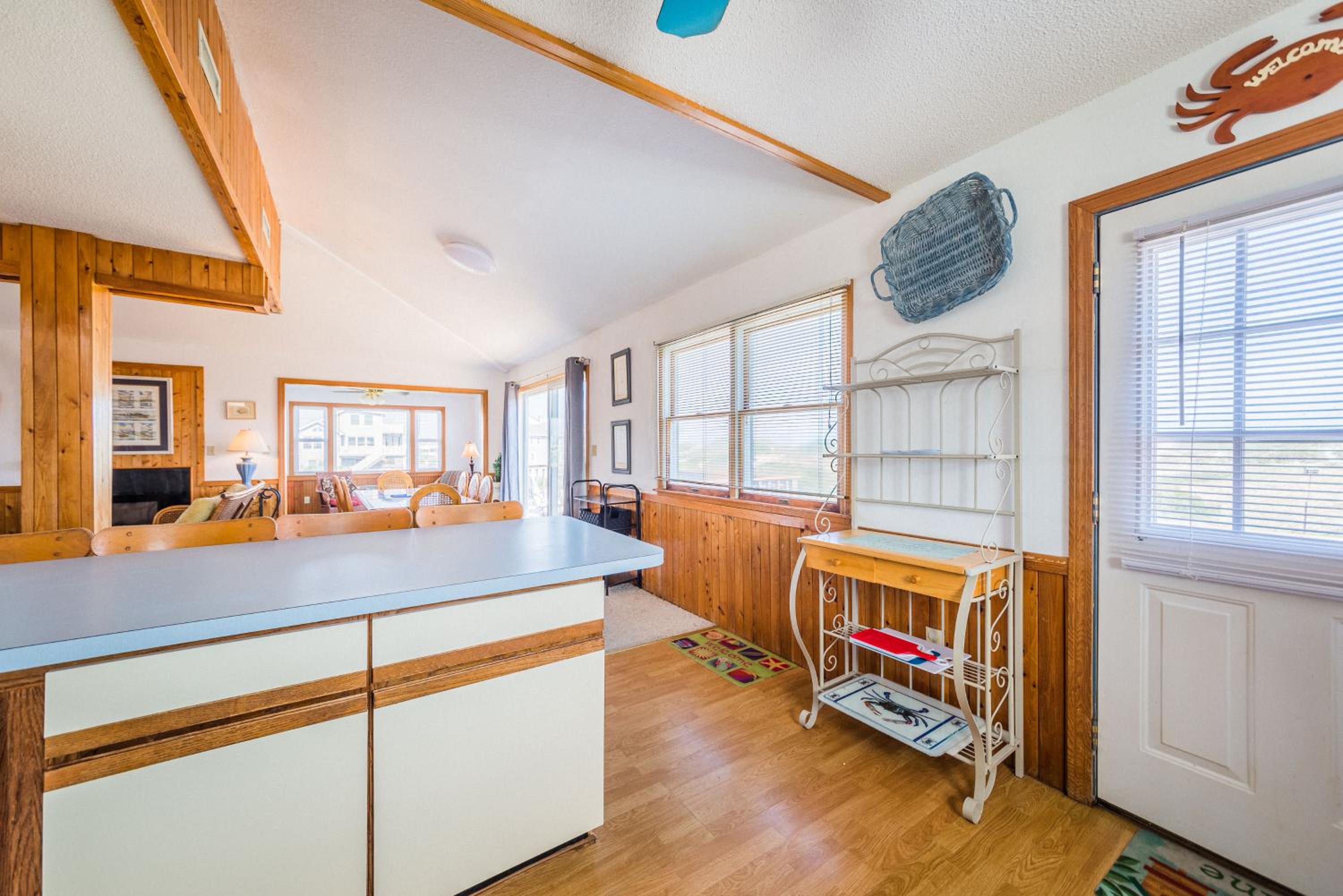 Adam's View - Corolla, Ocean Sands, 15 Yards to Beach, Ocean View, Community Pool, Tennis