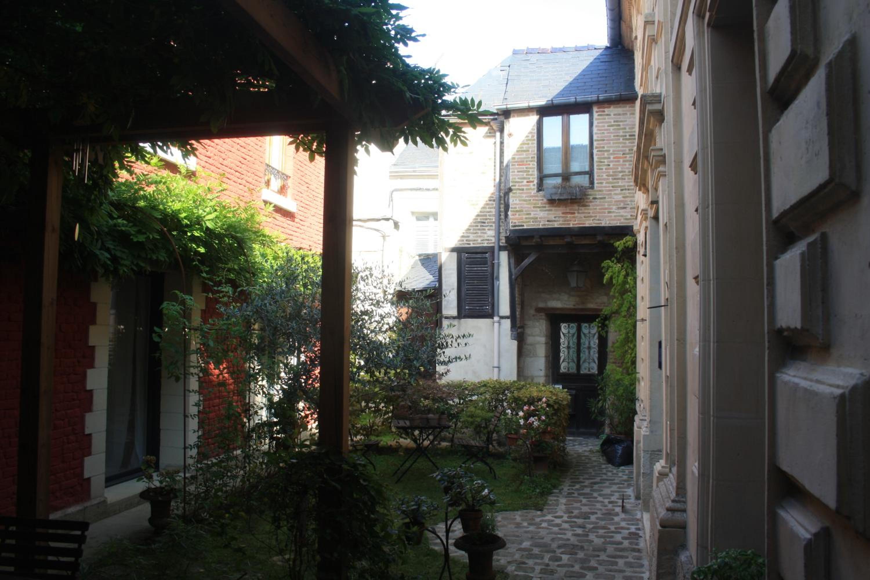 Photo 20