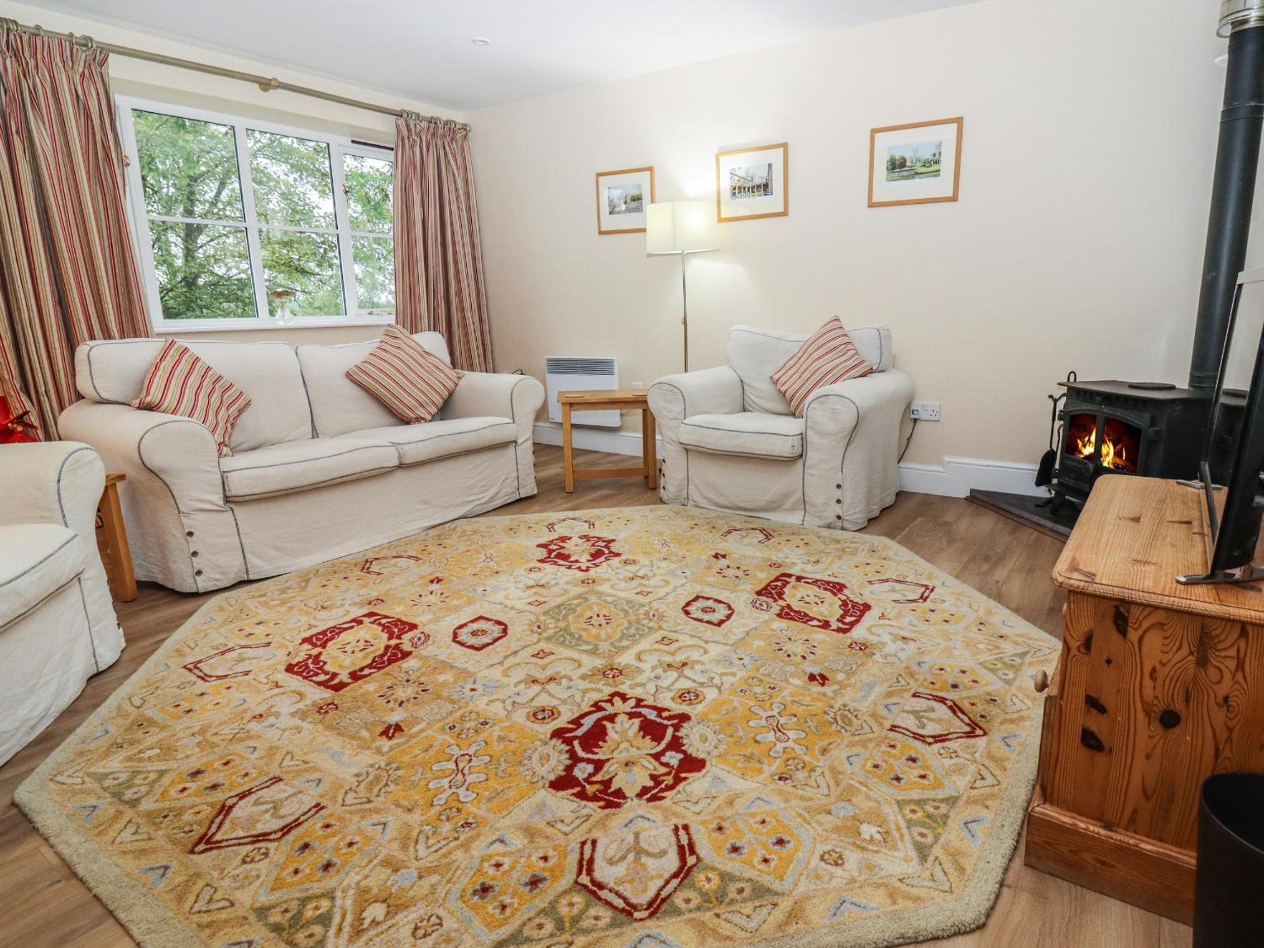 The Cottage At Barrow Mead view 3