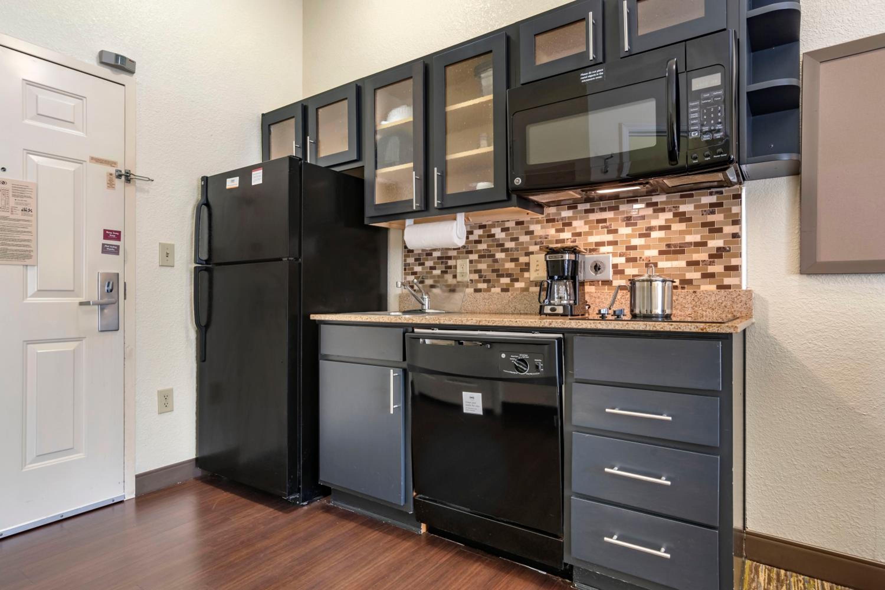 Candlewood Suites Alabaster, an IHG Hotel - Property Image 3