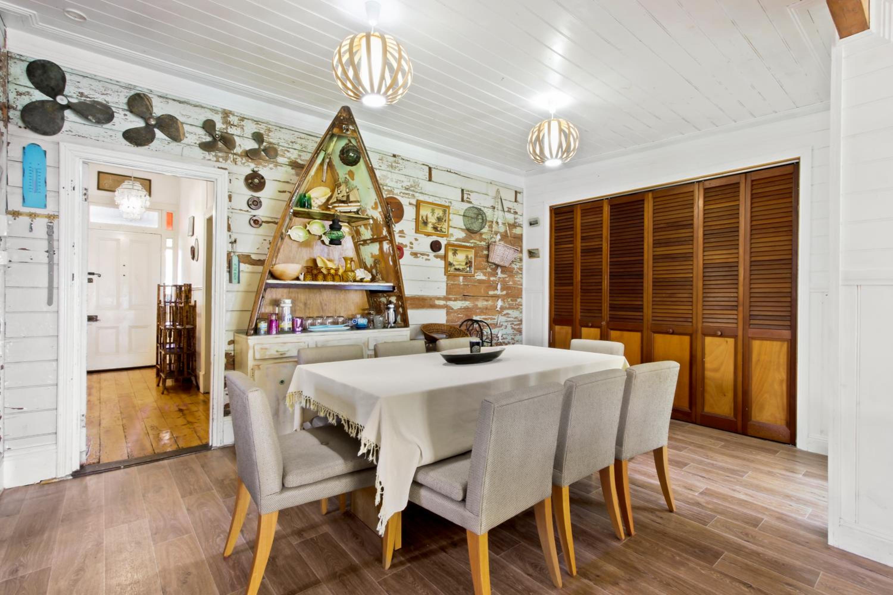 26 Church - Charming Cottage in Lakes Entrance