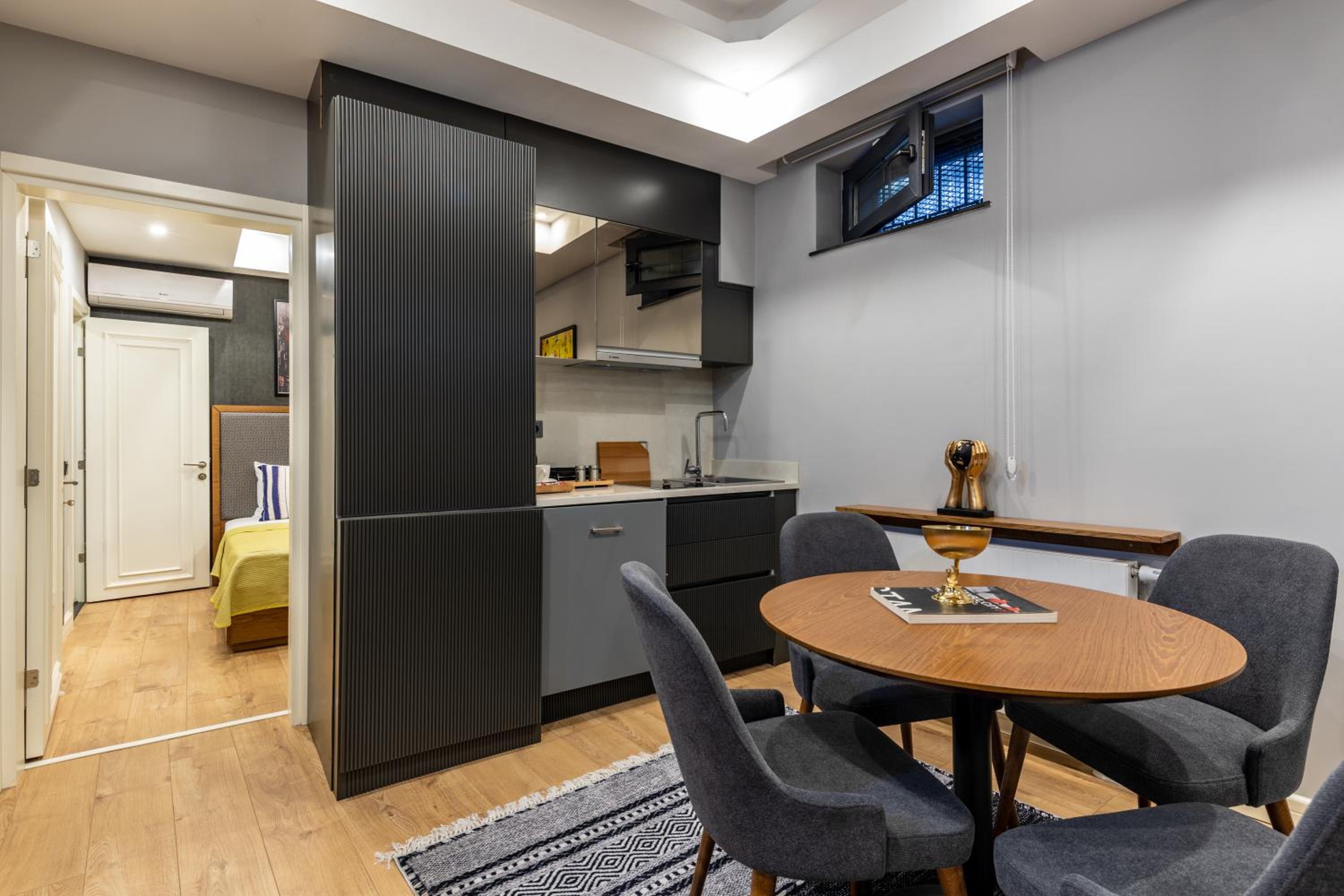 SALA SUITLER - Image 45