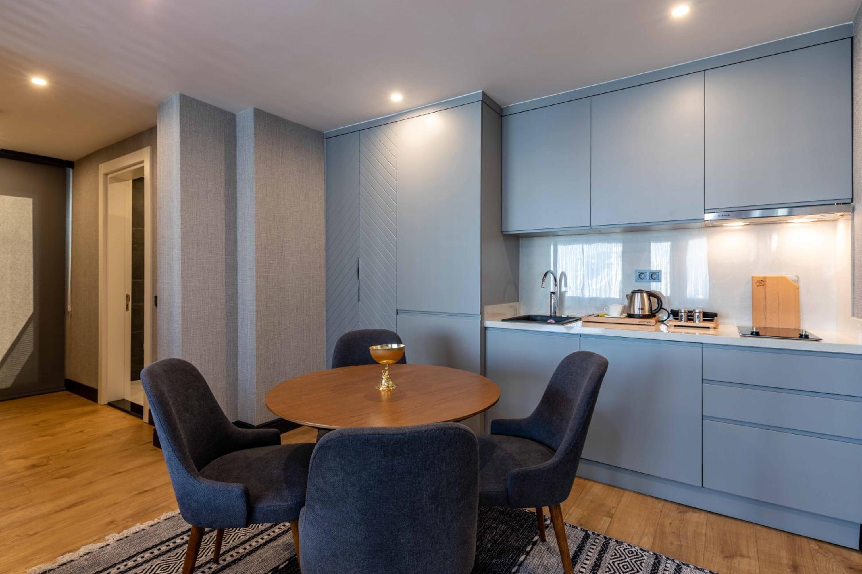 SALA SUITLER - Image 19