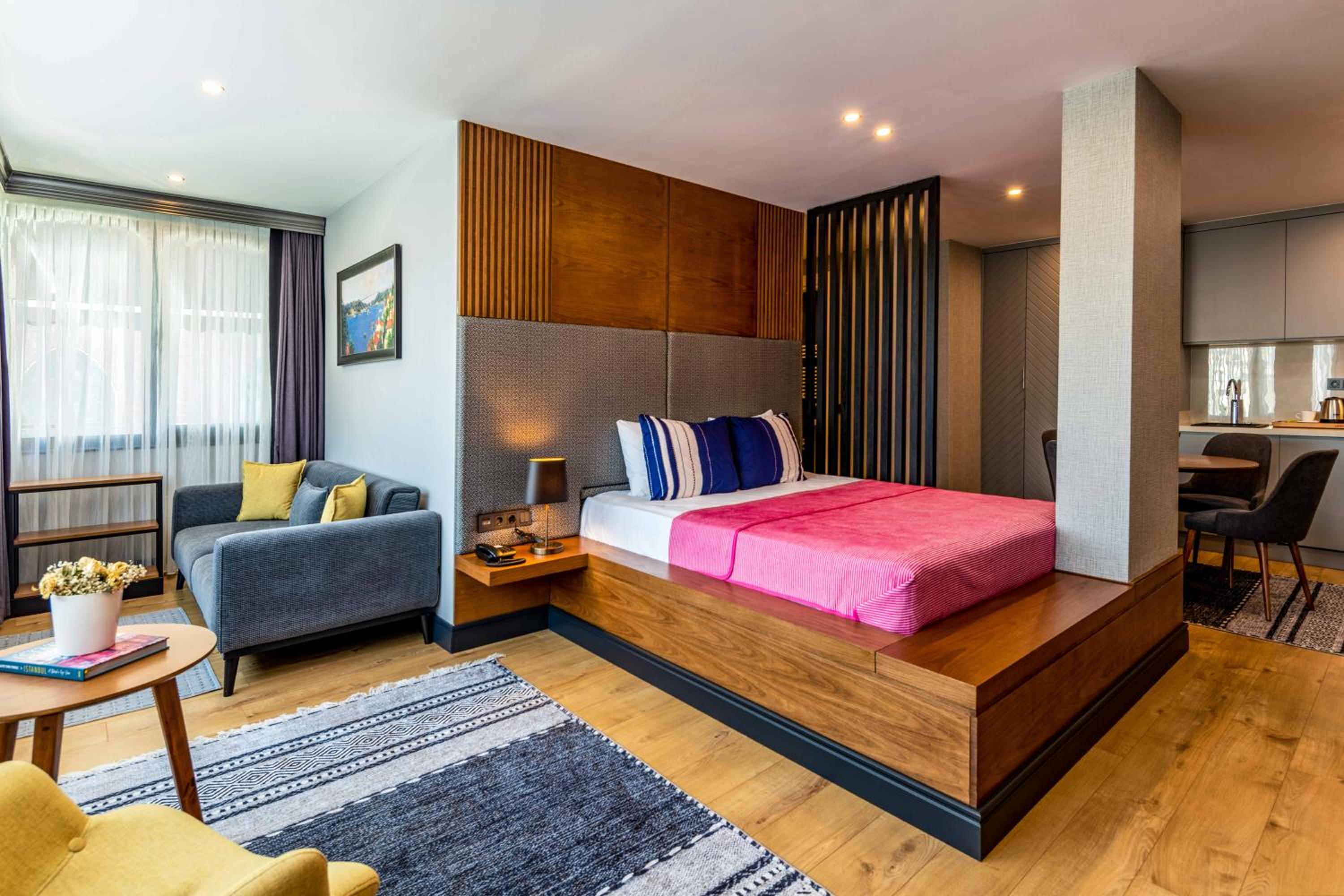 SALA SUITLER - Image 21