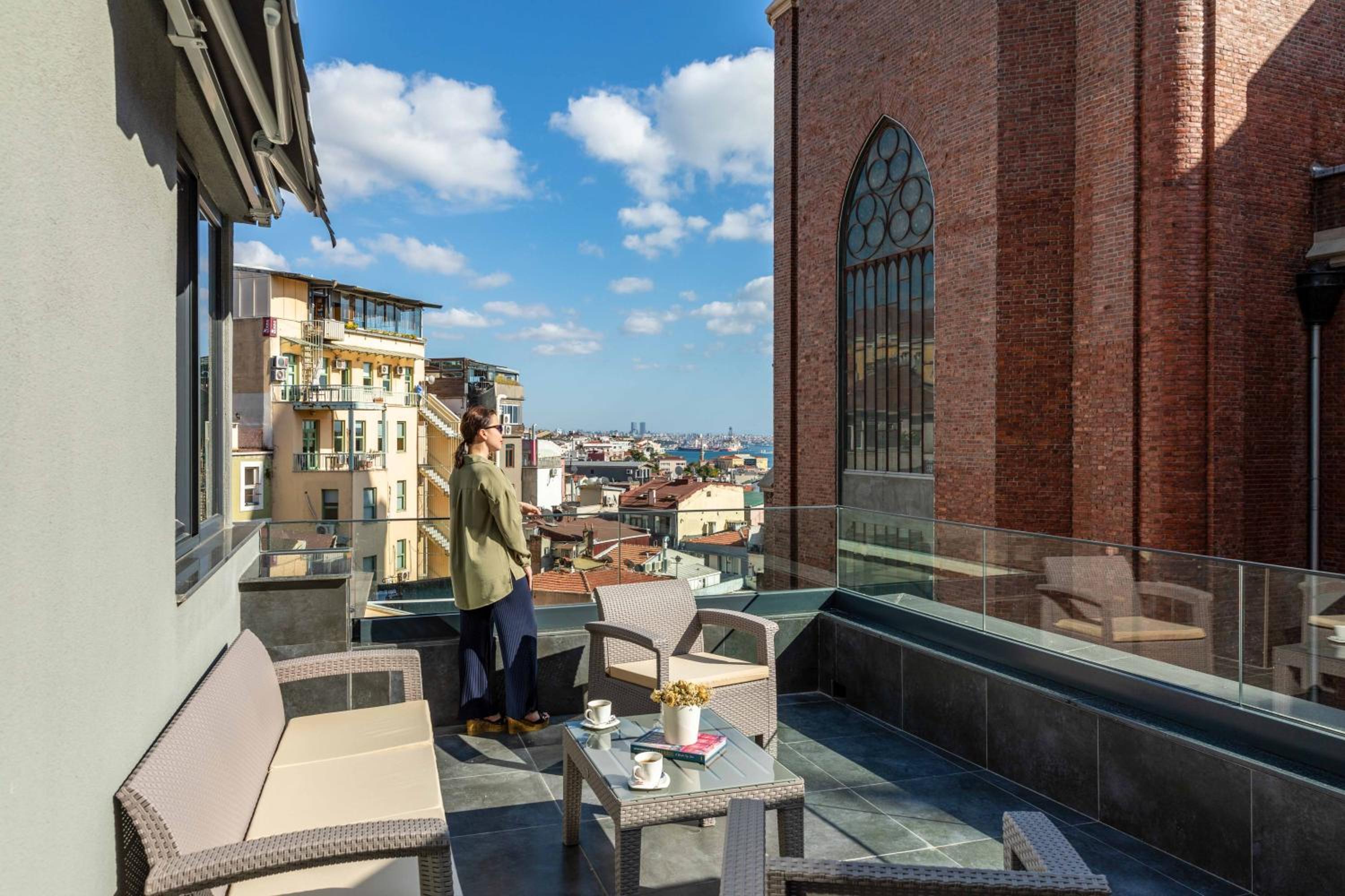 SALA SUITLER - Image 23